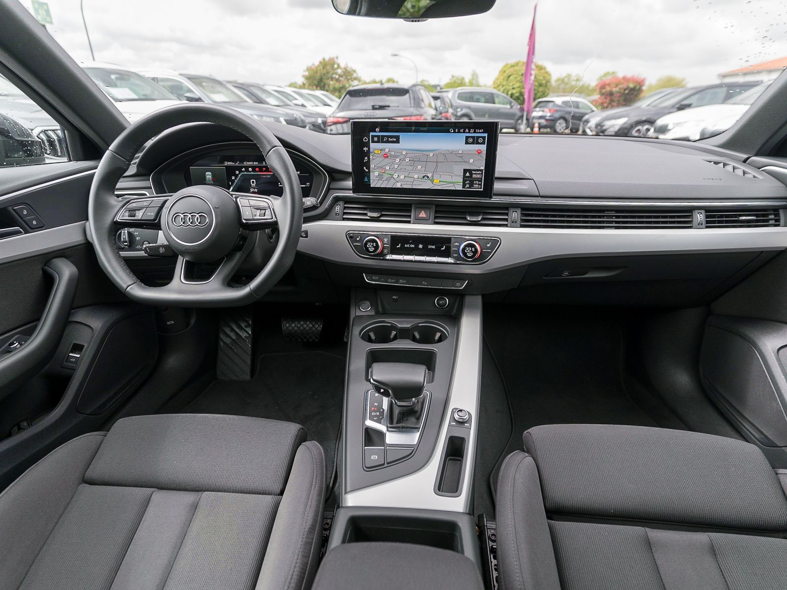 Fahrzeugabbildung Audi A4 Avant S line 40 TFSI S tronic LED NAVI RFK VC