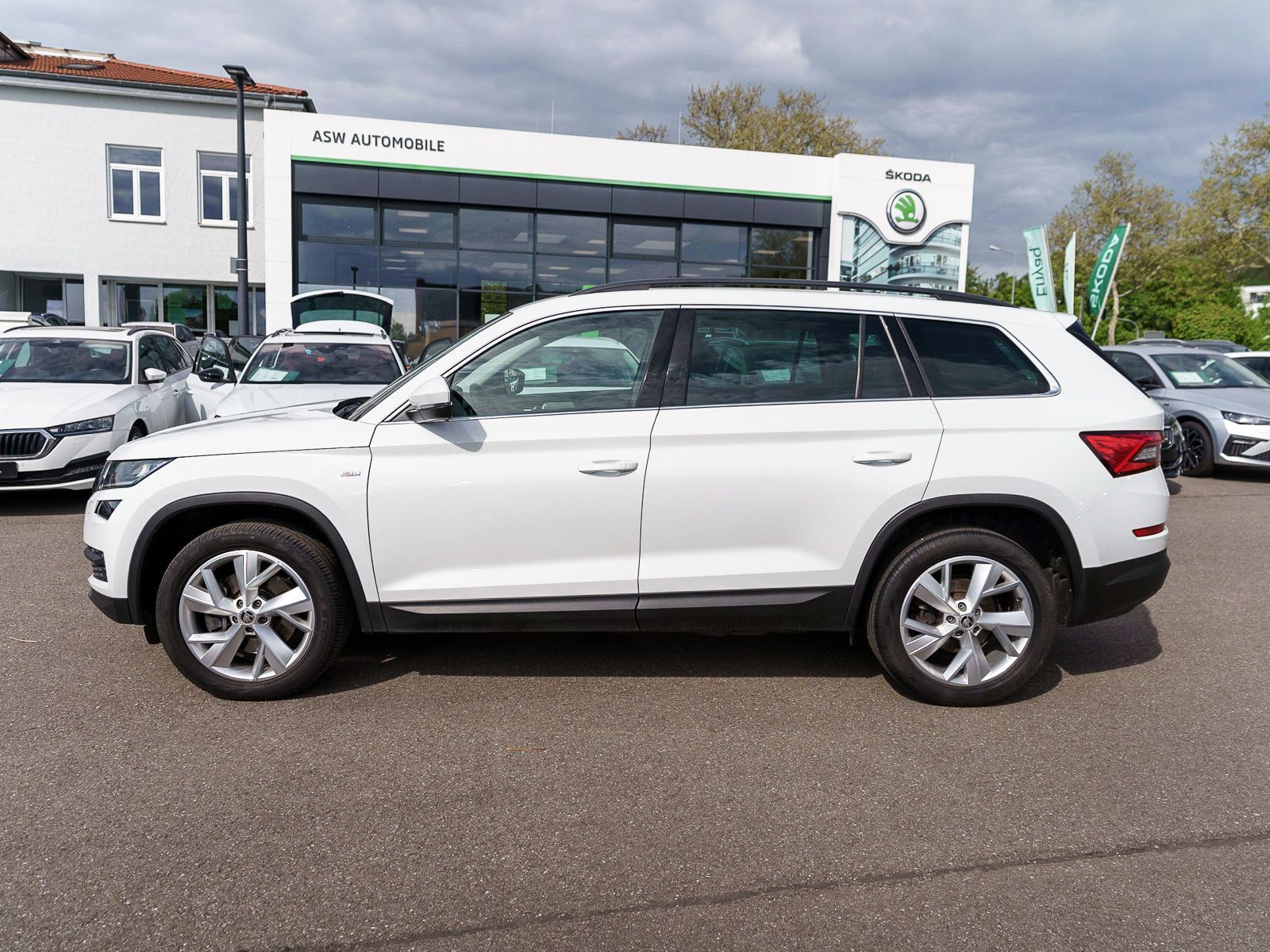 Fahrzeugabbildung SKODA Kodiaq Soleil 2.0 TDI 4x4 DSG LED NAVI LEDER ACC