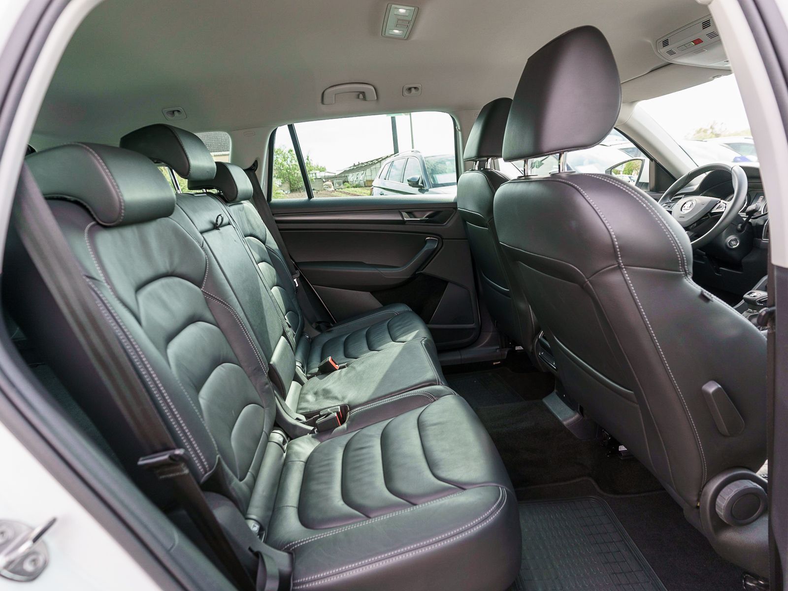 Fahrzeugabbildung SKODA Kodiaq Soleil 2.0 TDI 4x4 DSG LED NAVI LEDER ACC