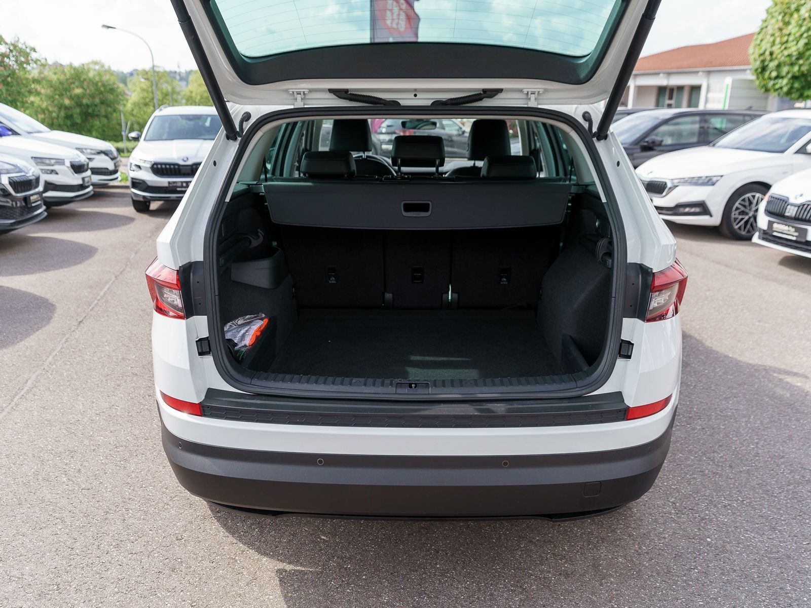 Fahrzeugabbildung SKODA Kodiaq Soleil 2.0 TDI 4x4 DSG LED NAVI LEDER ACC