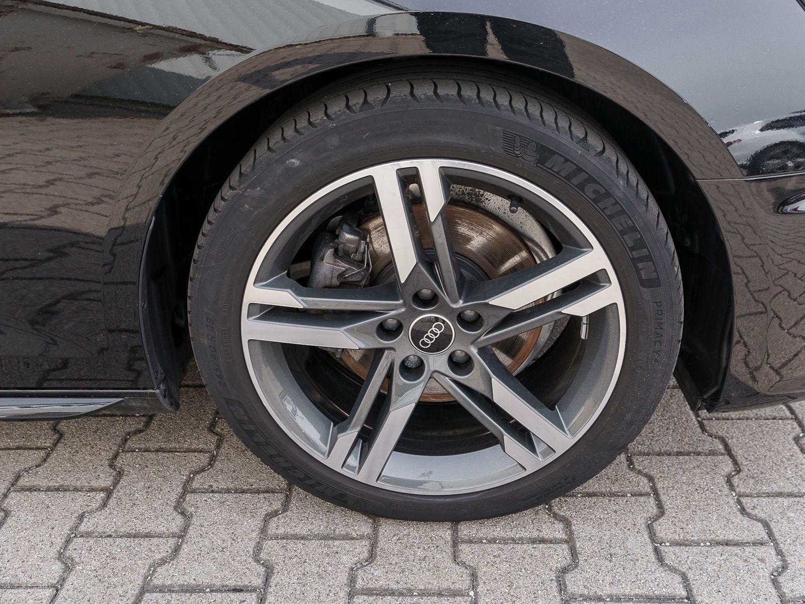 Fahrzeugabbildung Audi A4 Avant Sline 30TDI Stroni LED Navi RFK B&O AHK