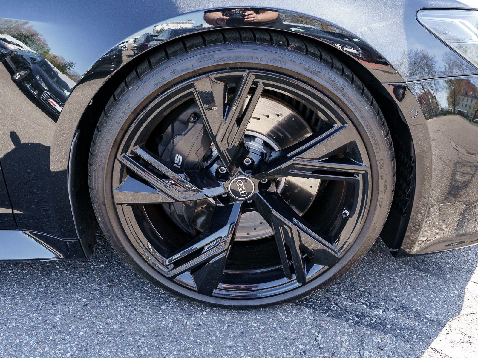 Fahrzeugabbildung Audi RS 6 Avant tiptron Navi Matrix Sport-AGA 280km/h