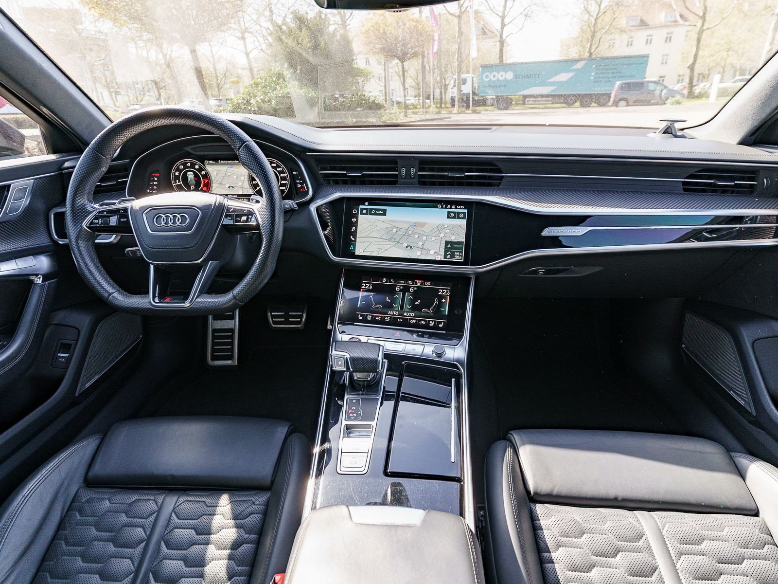 Fahrzeugabbildung Audi RS 6 Avant tiptron Navi Matrix Sport-AGA 280km/h