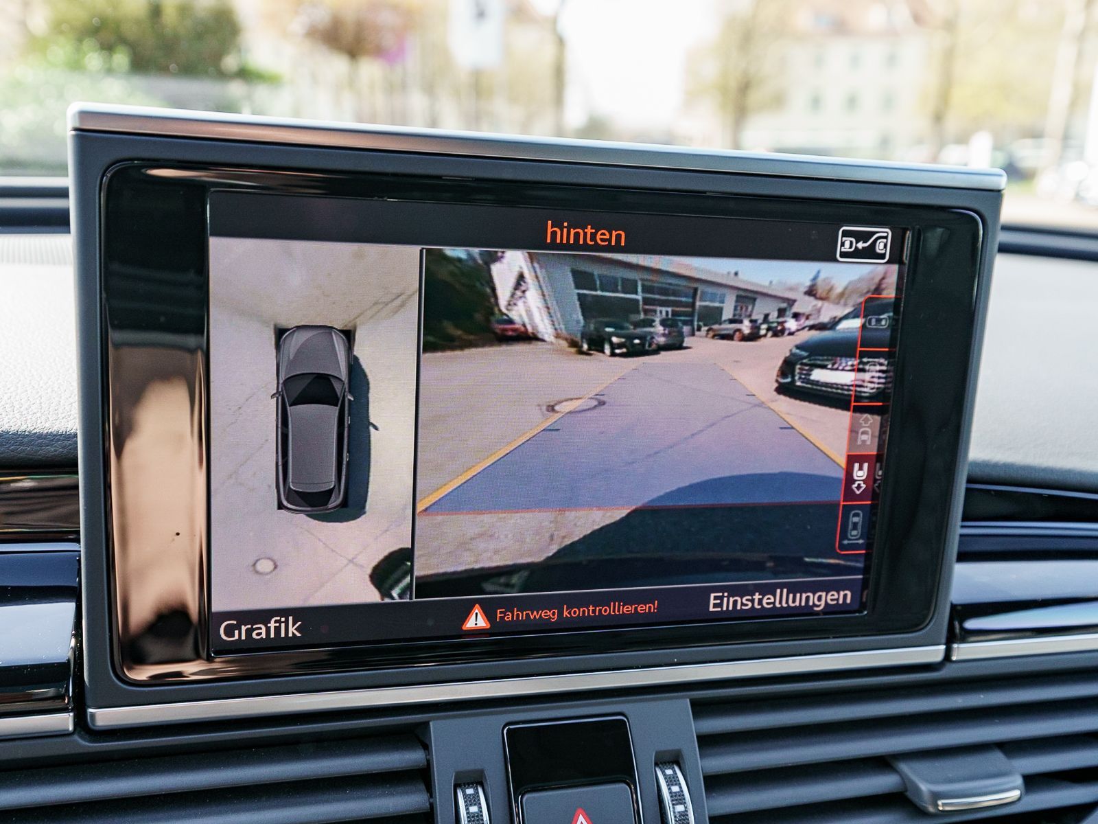 Fahrzeugabbildung Audi RS 6 Avant plus 4.0TFSI quattro Navi LED 280km/h