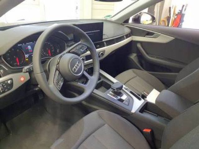 Fahrzeugabbildung Audi A4 Limousine 35TFSI Stronic Navi LED HUD RFK SHZ