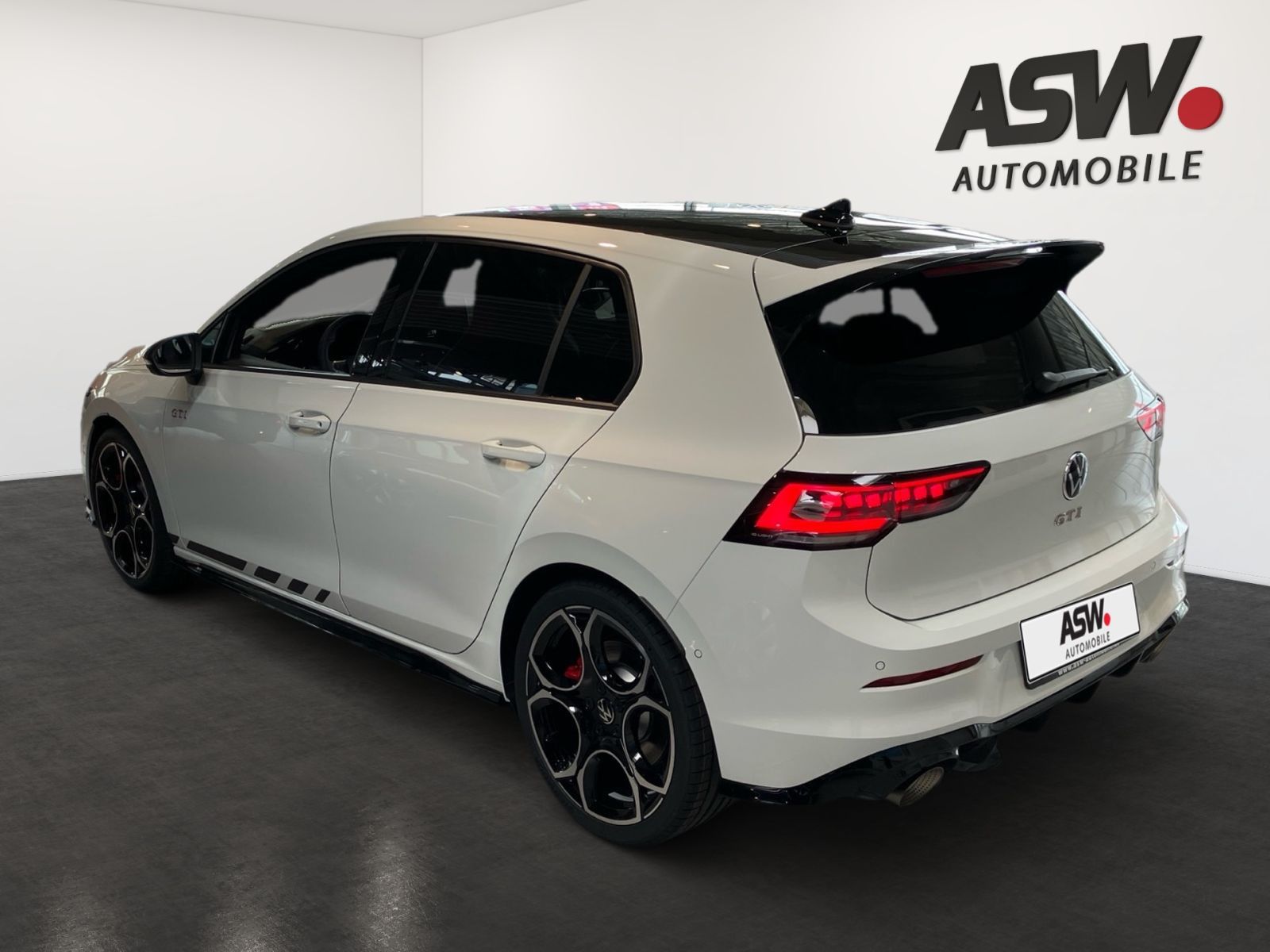 Fahrzeugabbildung Volkswagen Golf GTI Clubsport 2.0 TSI OPF 221 kW (300 PS) 7
