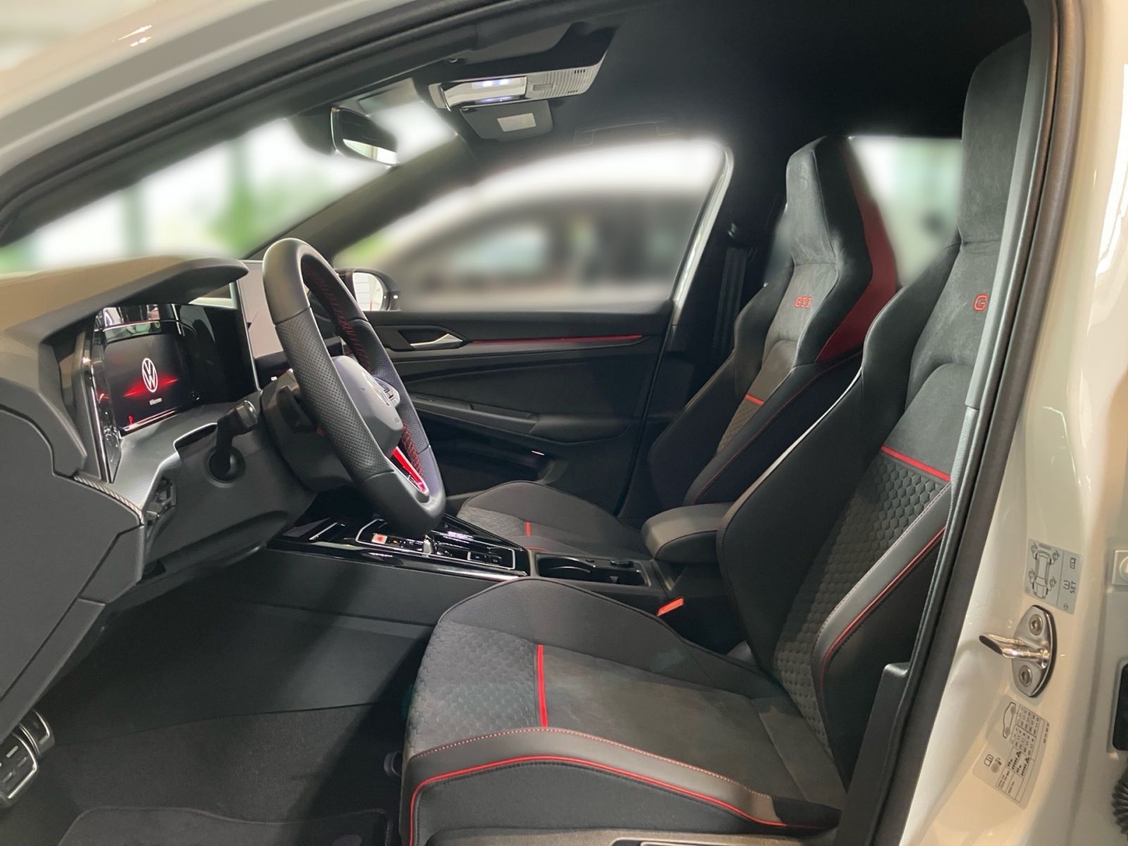 Fahrzeugabbildung Volkswagen Golf GTI Clubsport 2.0 TSI OPF 221 kW (300 PS) 7
