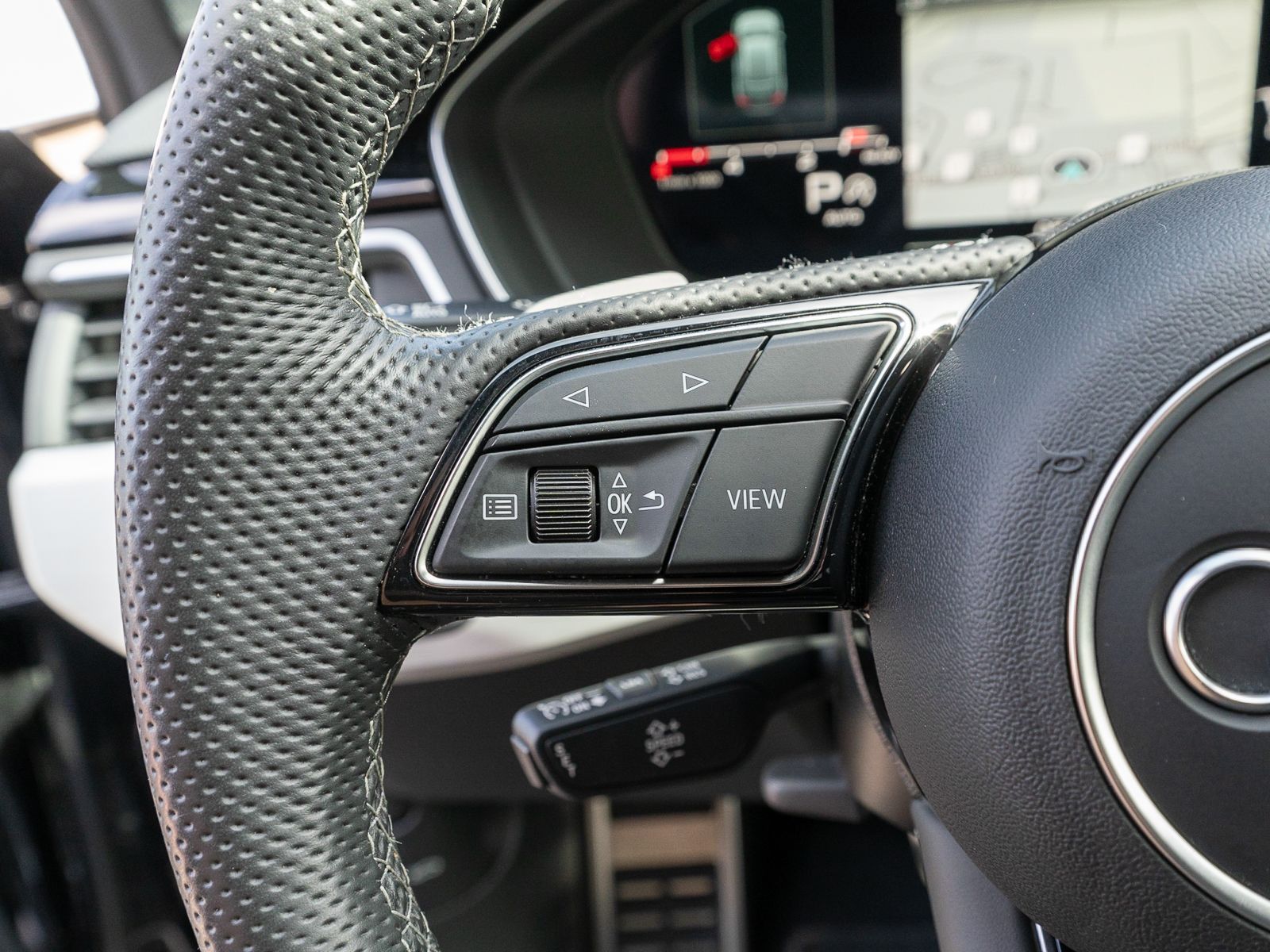 Fahrzeugabbildung Audi A4 Avant S line 40TDI quattro Stronic LED Navi