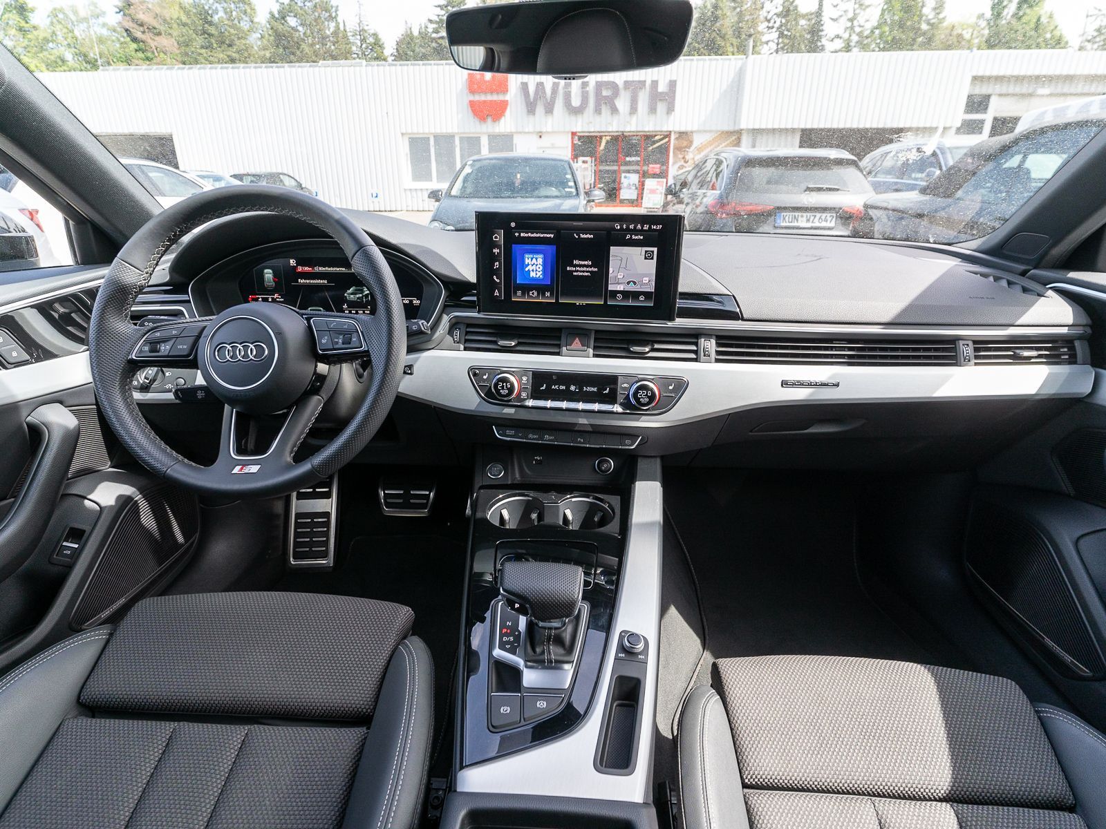 Fahrzeugabbildung Audi A4 Avant S line 40TDI quattro Stronic LED Navi