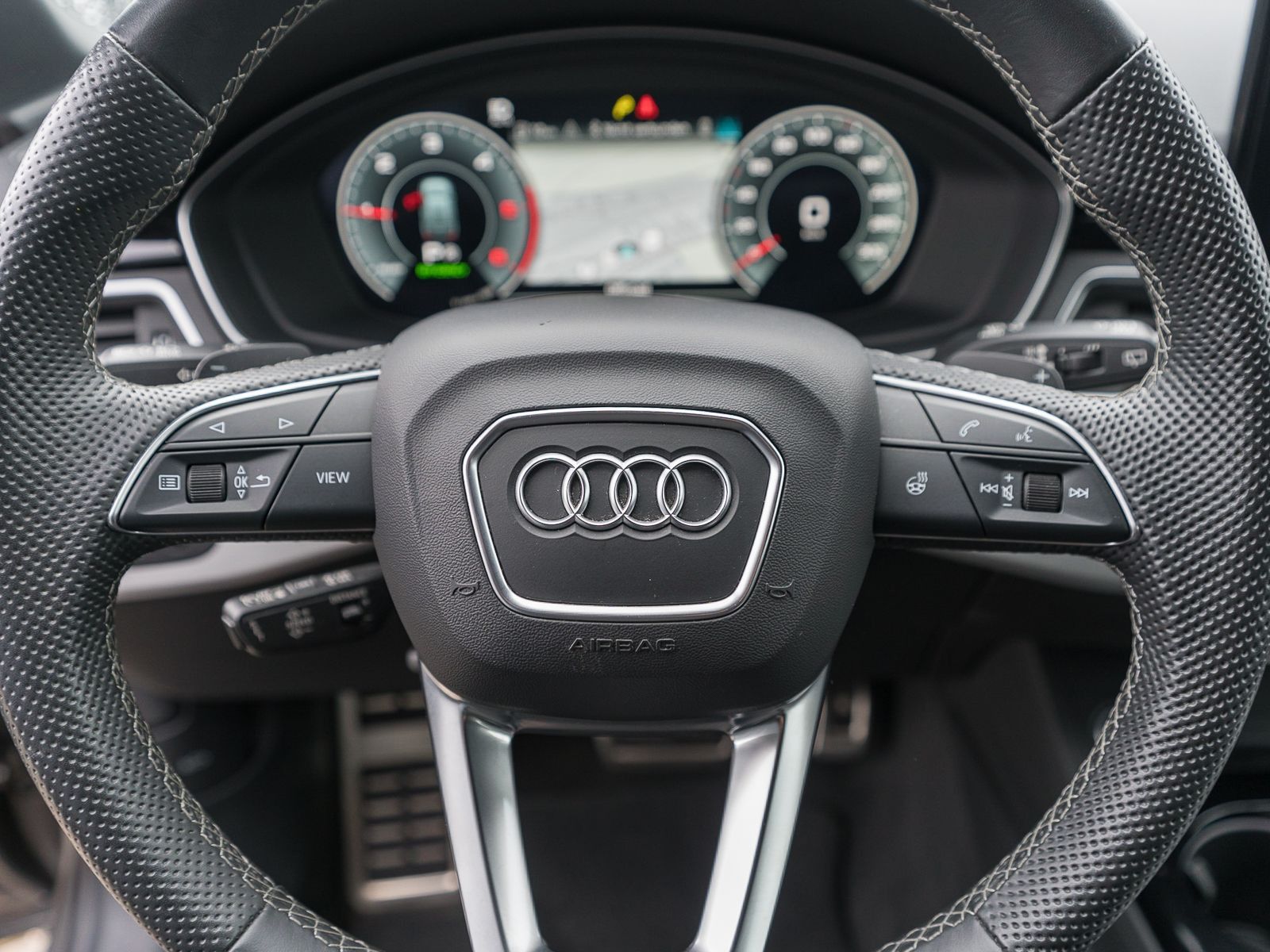 Fahrzeugabbildung Audi A4 Avant S line 40TDI Stronic LED Navi ACC AHK