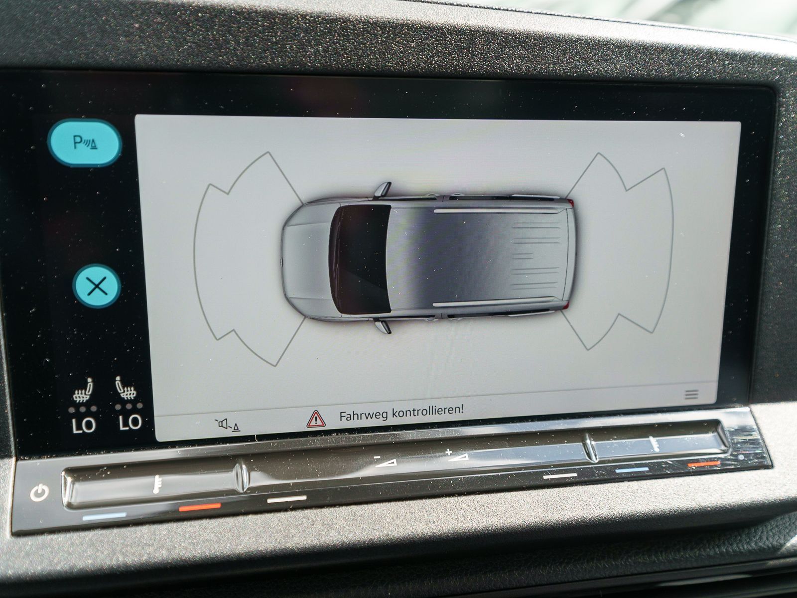 Fahrzeugabbildung Volkswagen Caddy Cargo 2.0TDI NAVI SHZ PDC Climatronic DAB+