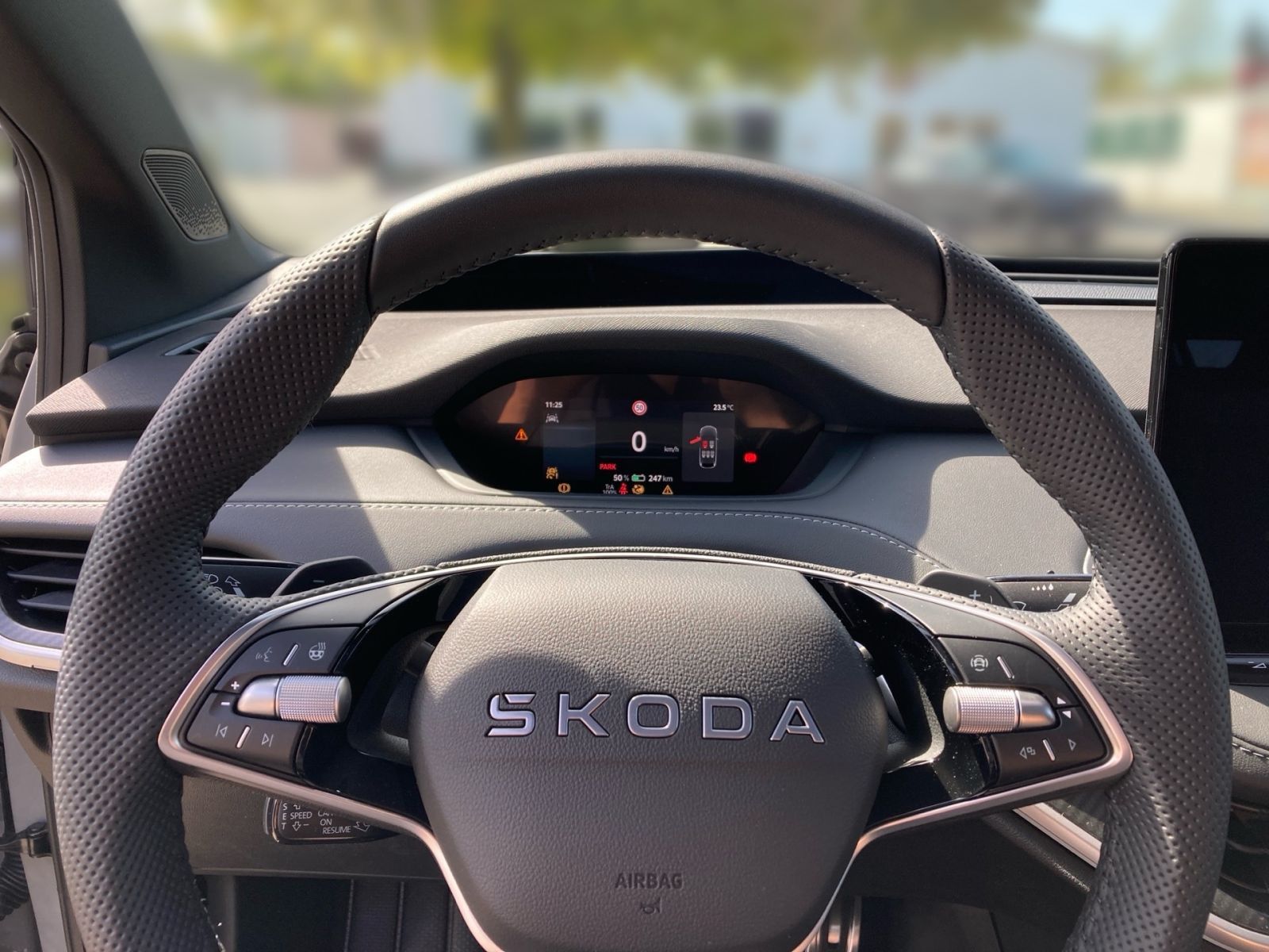 Fahrzeugabbildung SKODA Enyaq Coupe 85 Sportline 285PS 360° ACC SHZ AHK