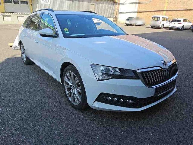 Fahrzeugabbildung SKODA Superb Combi Ambition 2,0TDI DSG LED NAVI VC AHK