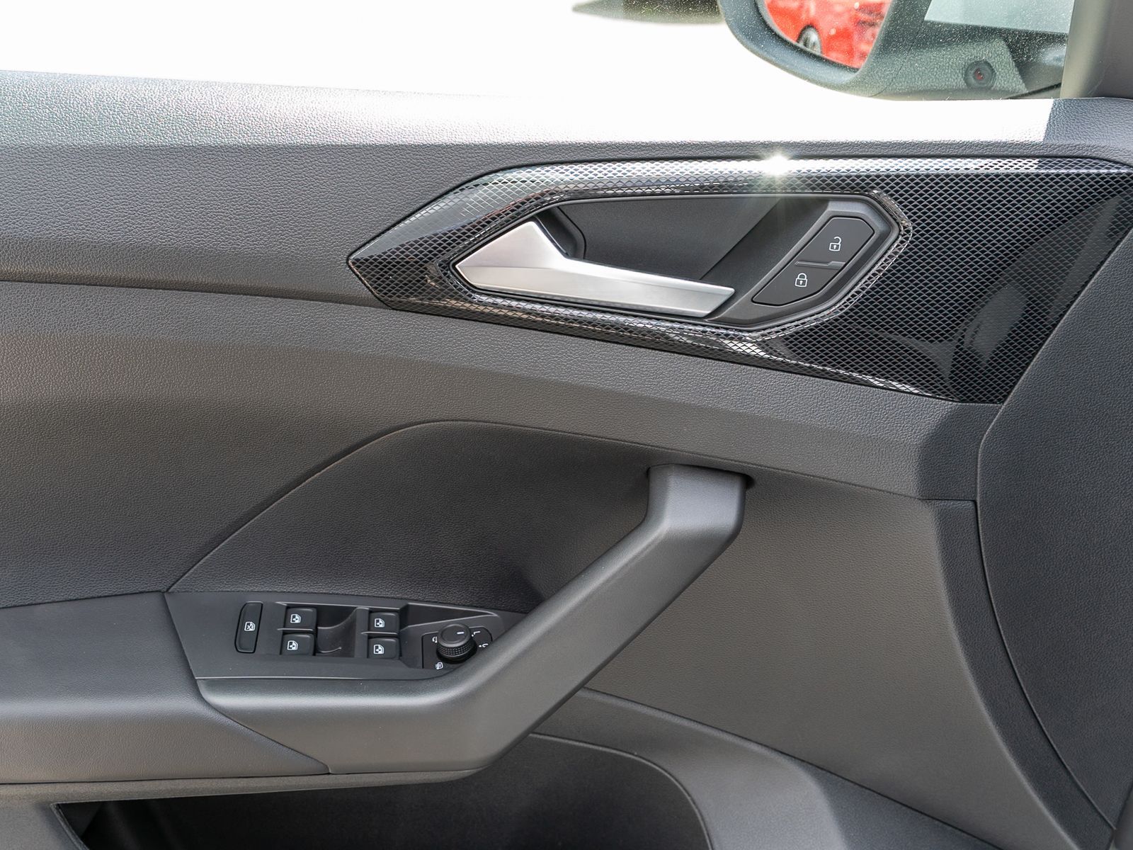 Fahrzeugabbildung Volkswagen T-Cross Life 1.0TSI LED Navi PDC v/h ACC SHZ AHK