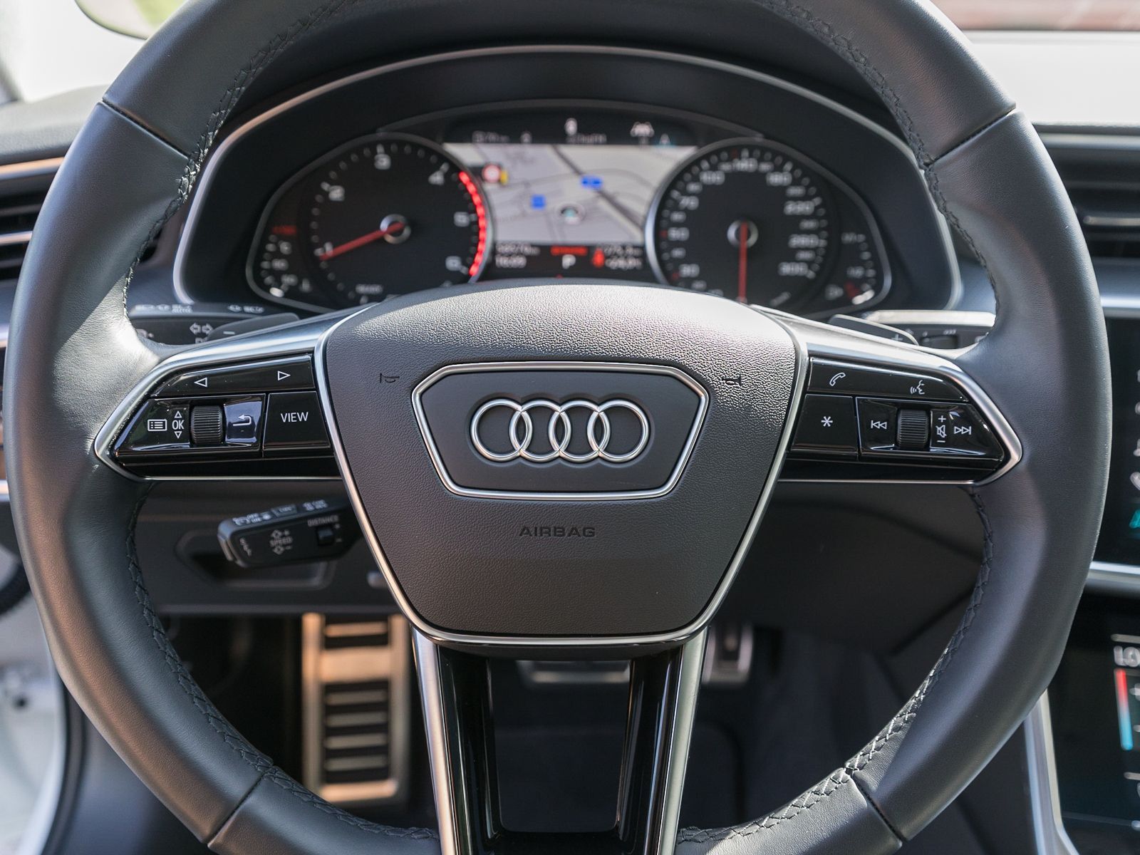 Fahrzeugabbildung Audi A6 Avant sport 50 TDI quattro tiptronic PANO B&O