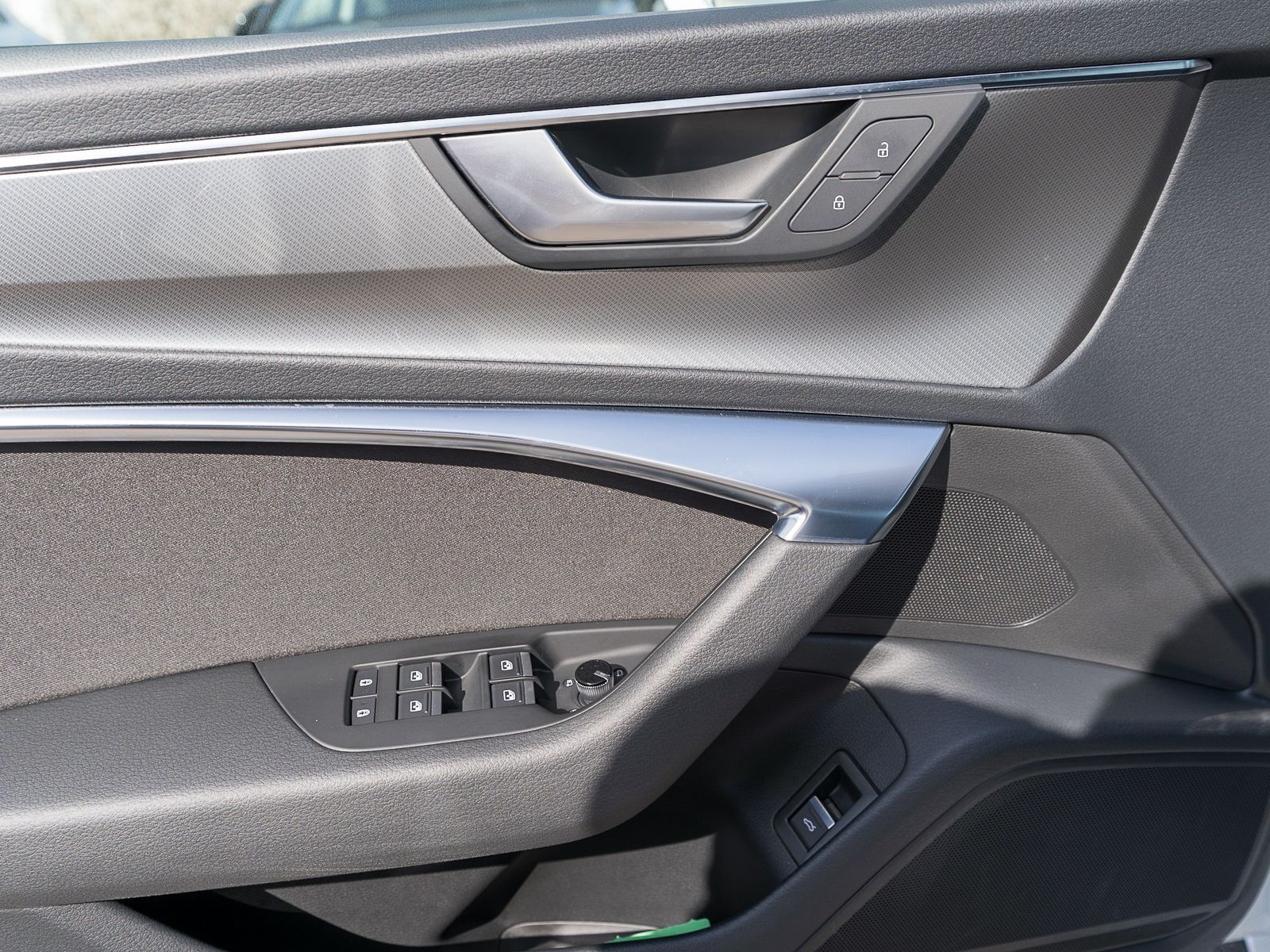 Fahrzeugabbildung Audi A6 Limousine sport 40 TDI S tronic LED NAVI SHZ