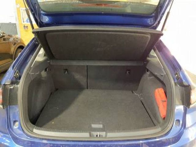 Fahrzeugabbildung Volkswagen Taigo Life 1,0 TSI LED NAVI PDC SHZ VC