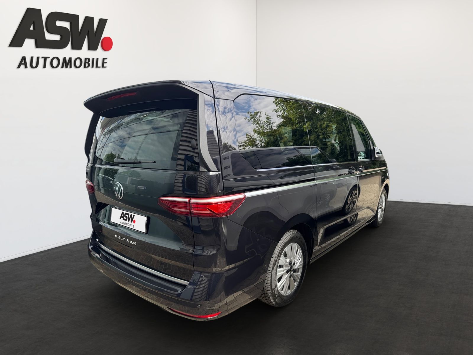 Fahrzeugabbildung Volkswagen Multivan Style 2,0 l 110 kW TDI SCR Frontantrieb