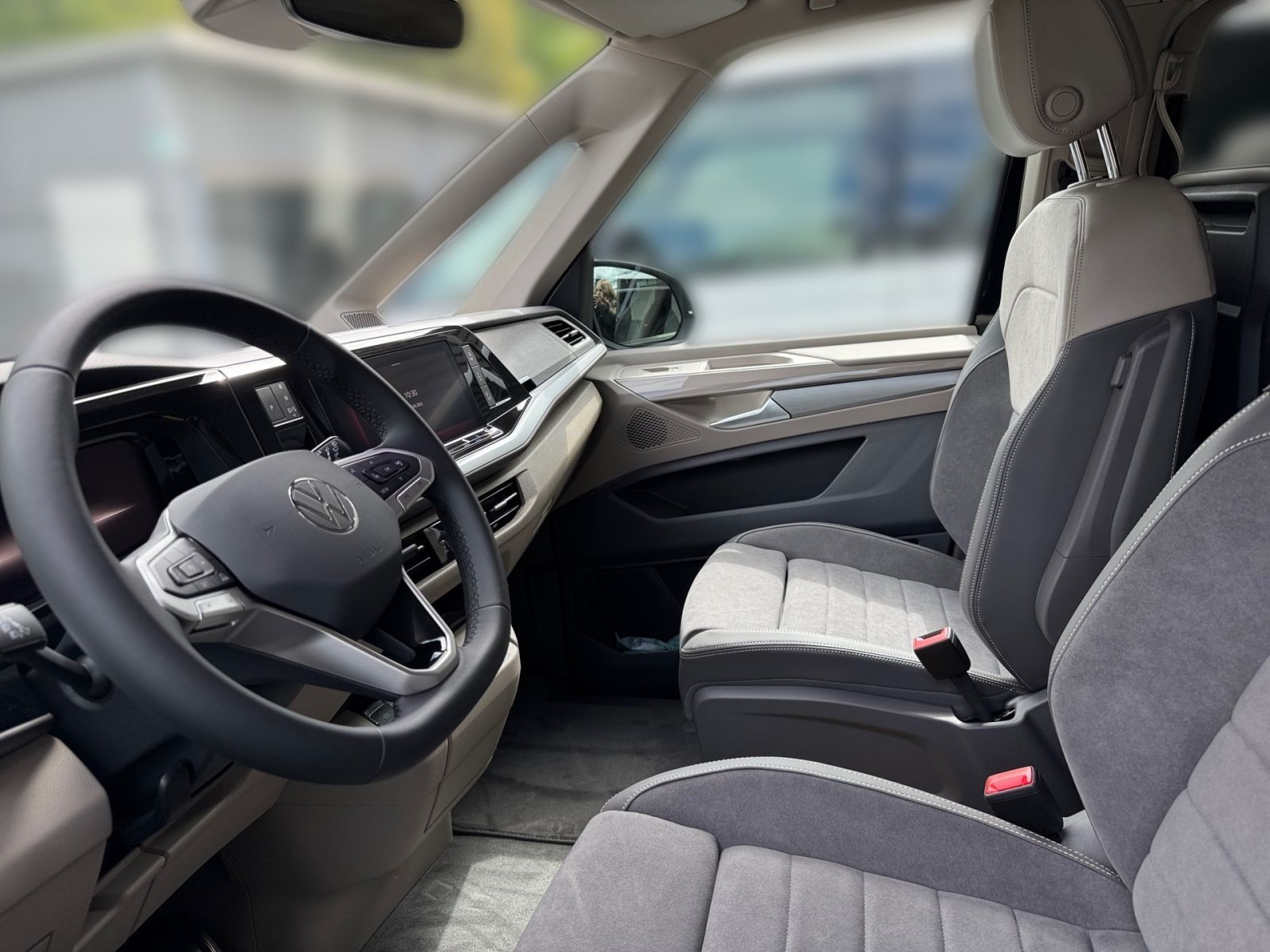 Fahrzeugabbildung Volkswagen Multivan Style 2,0 l 110 kW TDI SCR Frontantrieb