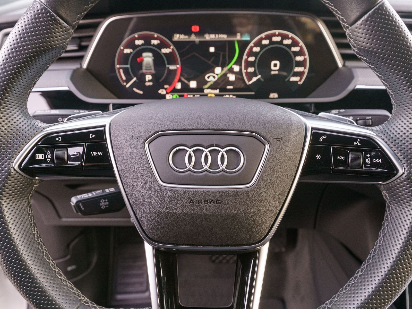 Fahrzeugabbildung Audi e-tron Sportback S line 50 quattro Nav Matrix VC