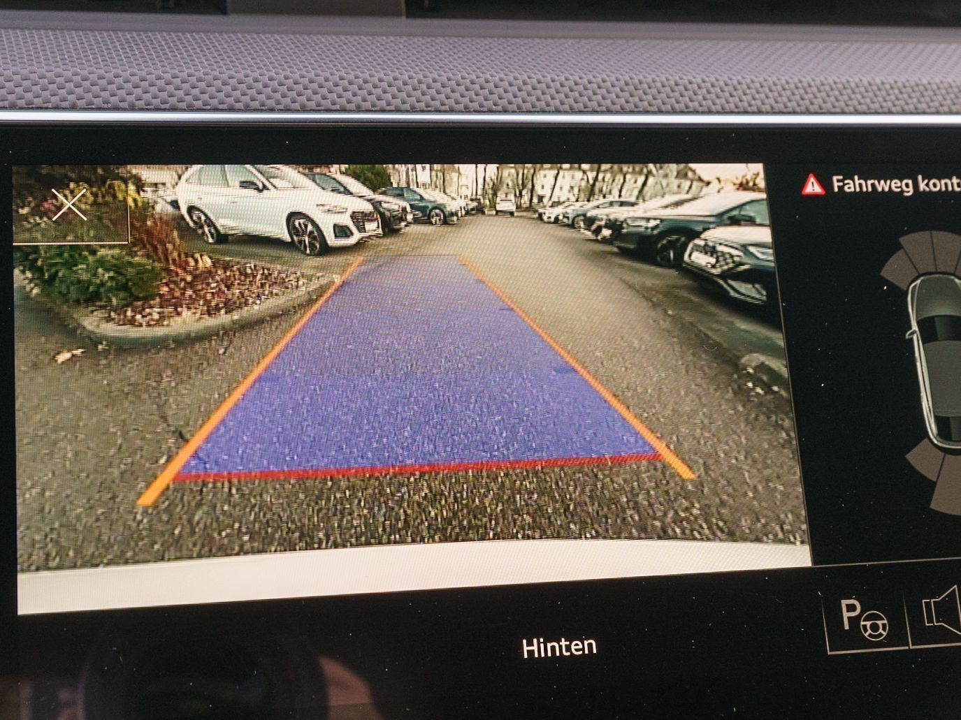 Fahrzeugabbildung Audi e-tron Sportback S line 50 quattro Nav Matrix VC