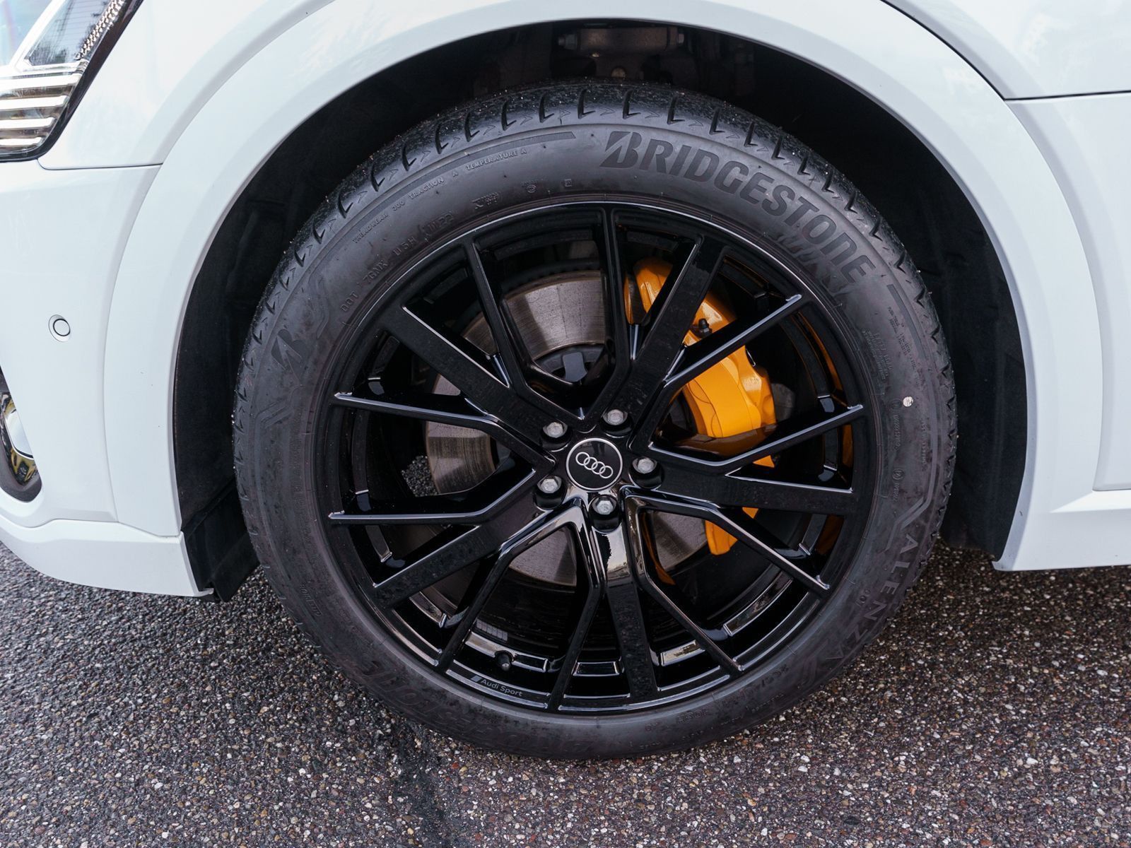 Fahrzeugabbildung Audi e-tron Sportback S line 50 quattro Nav Matrix VC