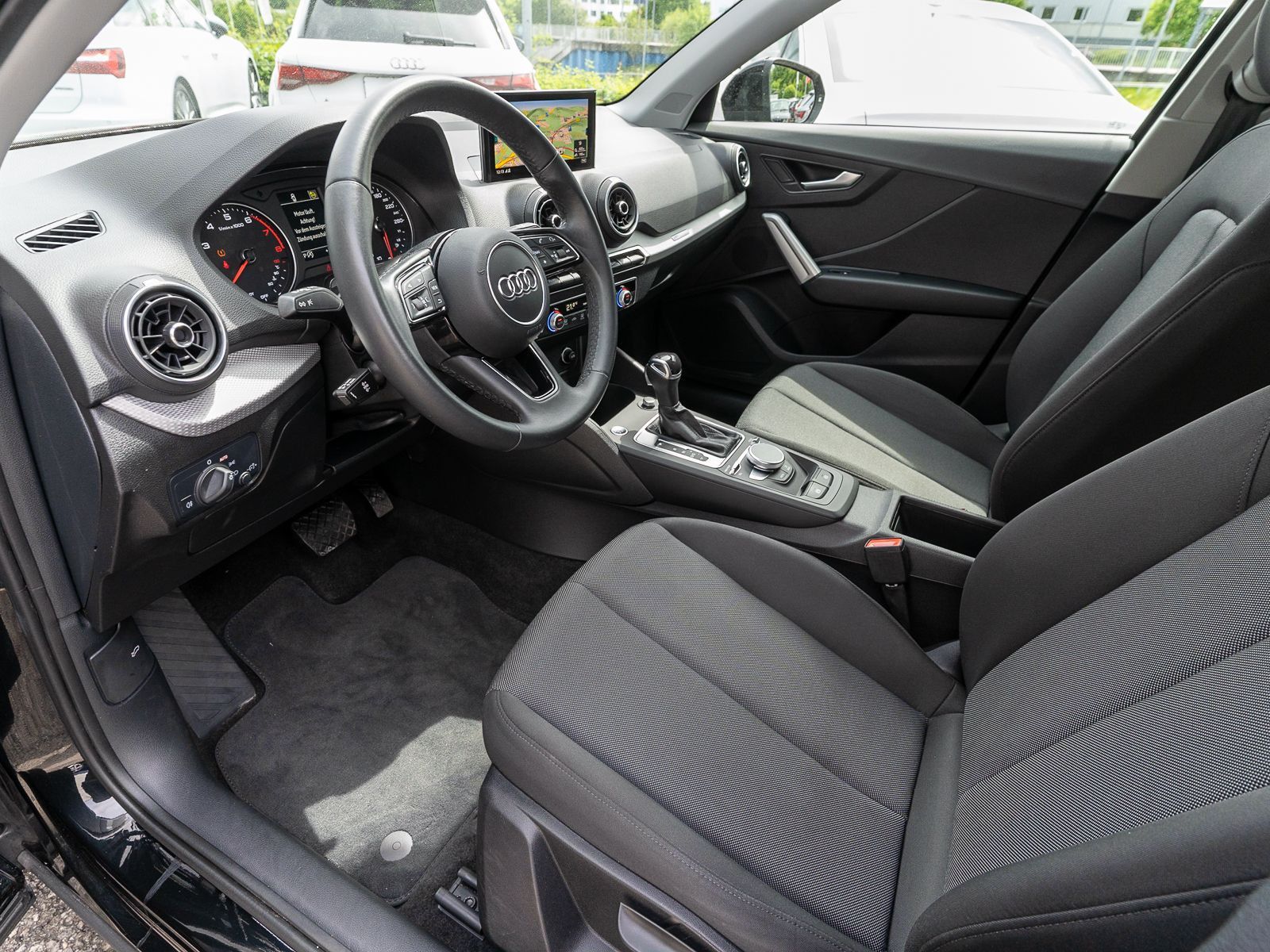 Fahrzeugabbildung Audi Q2 35 1,5 TFSI S-tronic LED NAVI RFK PDC SHZ