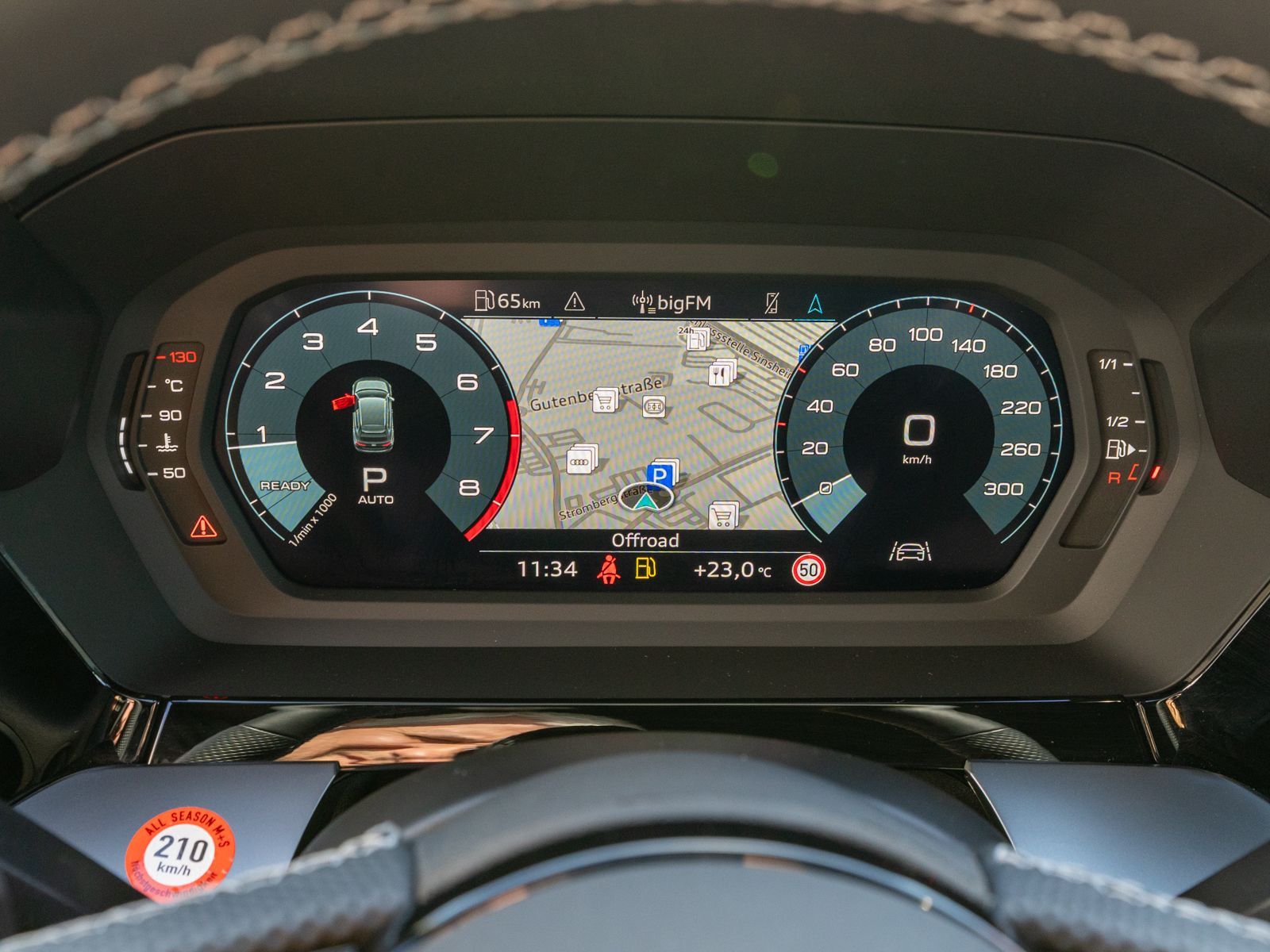 Fahrzeugabbildung Audi S3 Sportback 2.0 TFSI quattro NAVI LED GRA SHZ