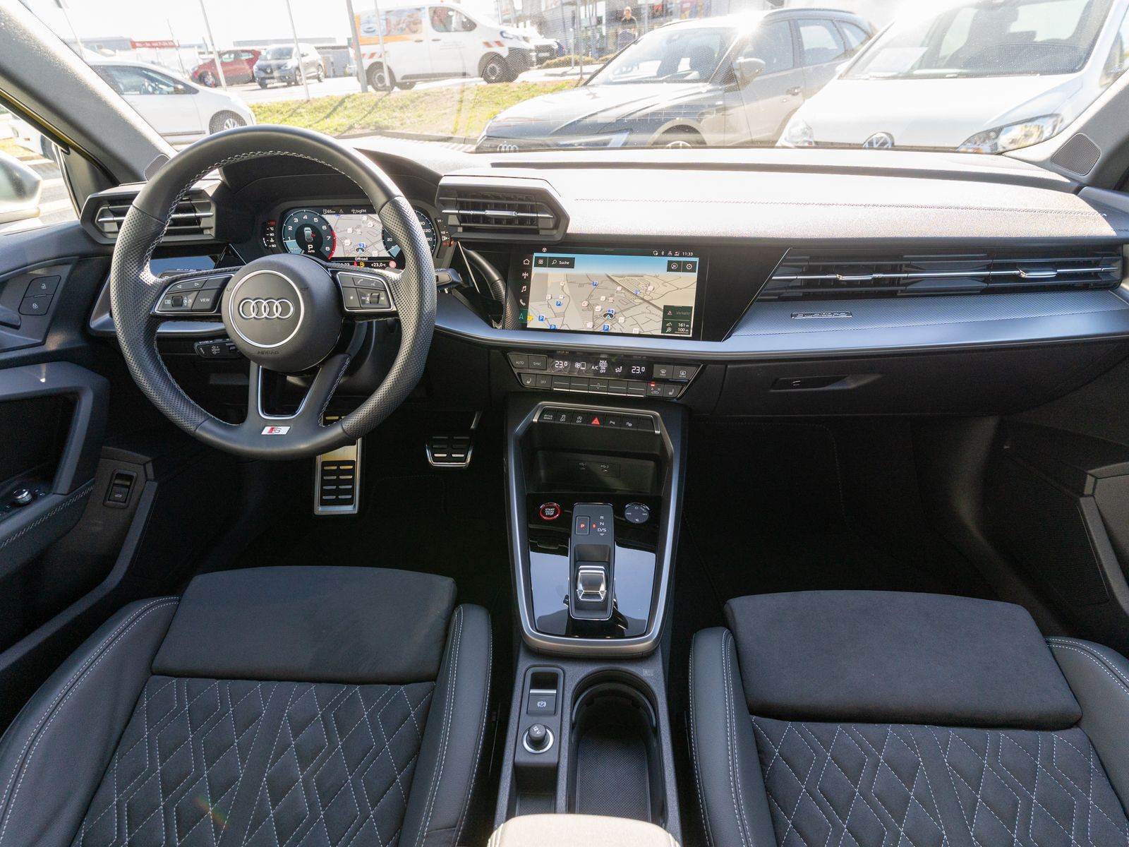 Fahrzeugabbildung Audi S3 Sportback 2.0 TFSI quattro NAVI LED GRA SHZ