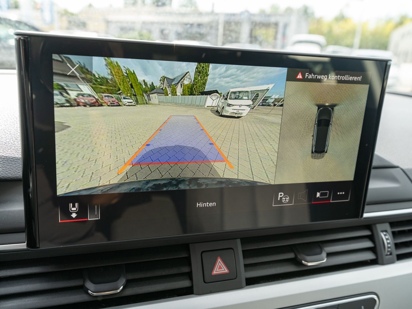 Fahrzeugabbildung Audi A4 Avant 40TDI advanced quattro NAVI MATRIX 360°