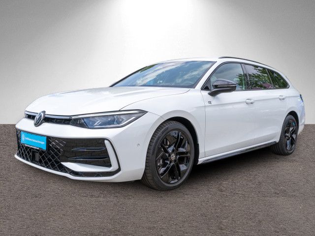 Fahrzeugabbildung Volkswagen Passat Variant R-Line 2.0TDI 4M DSG PANO HUD AHK