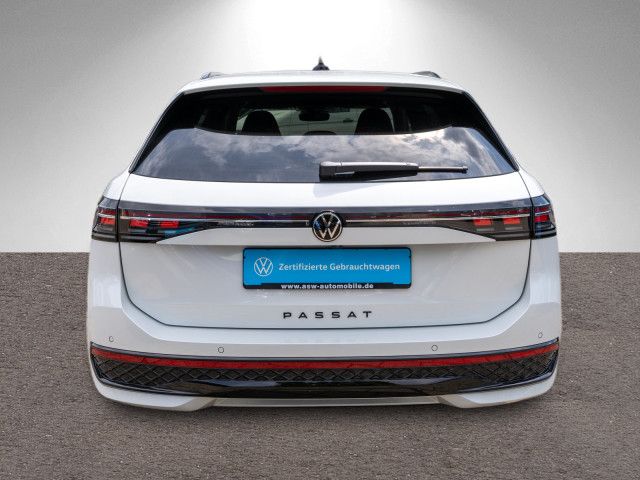 Fahrzeugabbildung Volkswagen Passat Variant R-Line 2.0TDI 4M DSG PANO HUD AHK
