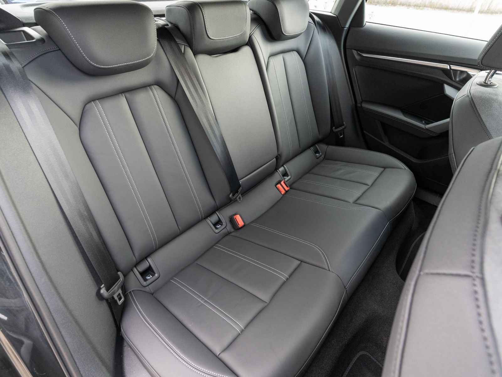 Fahrzeugabbildung Audi A3 Sportback 35TDI Stroni NAVI LED ACC RFK SONOS
