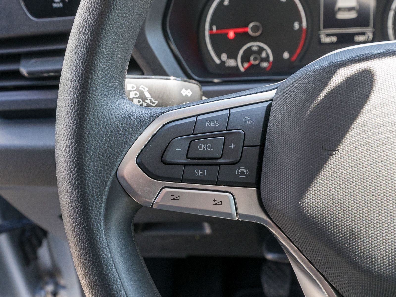 Fahrzeugabbildung Volkswagen Caddy Cargo Maxi 2.0 TDI NAVI SHZ PDC DAB+