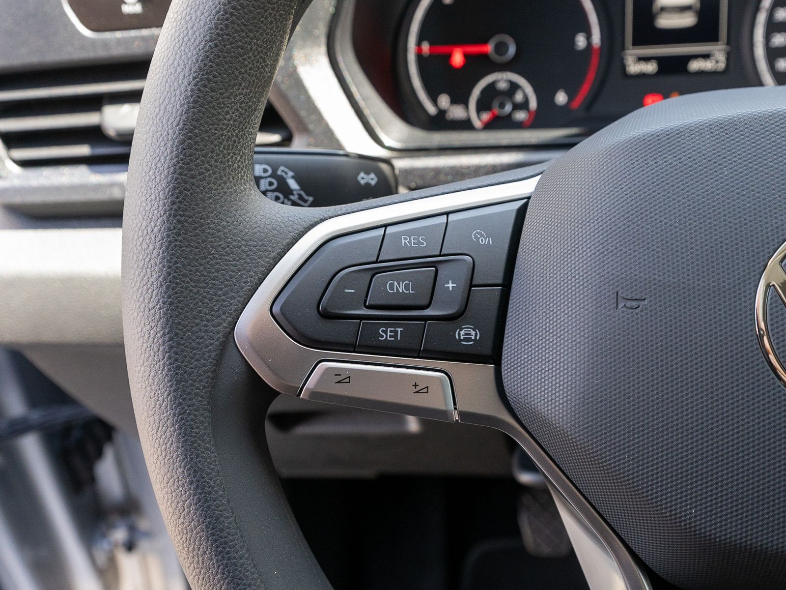 Fahrzeugabbildung Volkswagen Caddy Cargo Maxi 2.0 TDI NAVI SHZ PDC DAB+