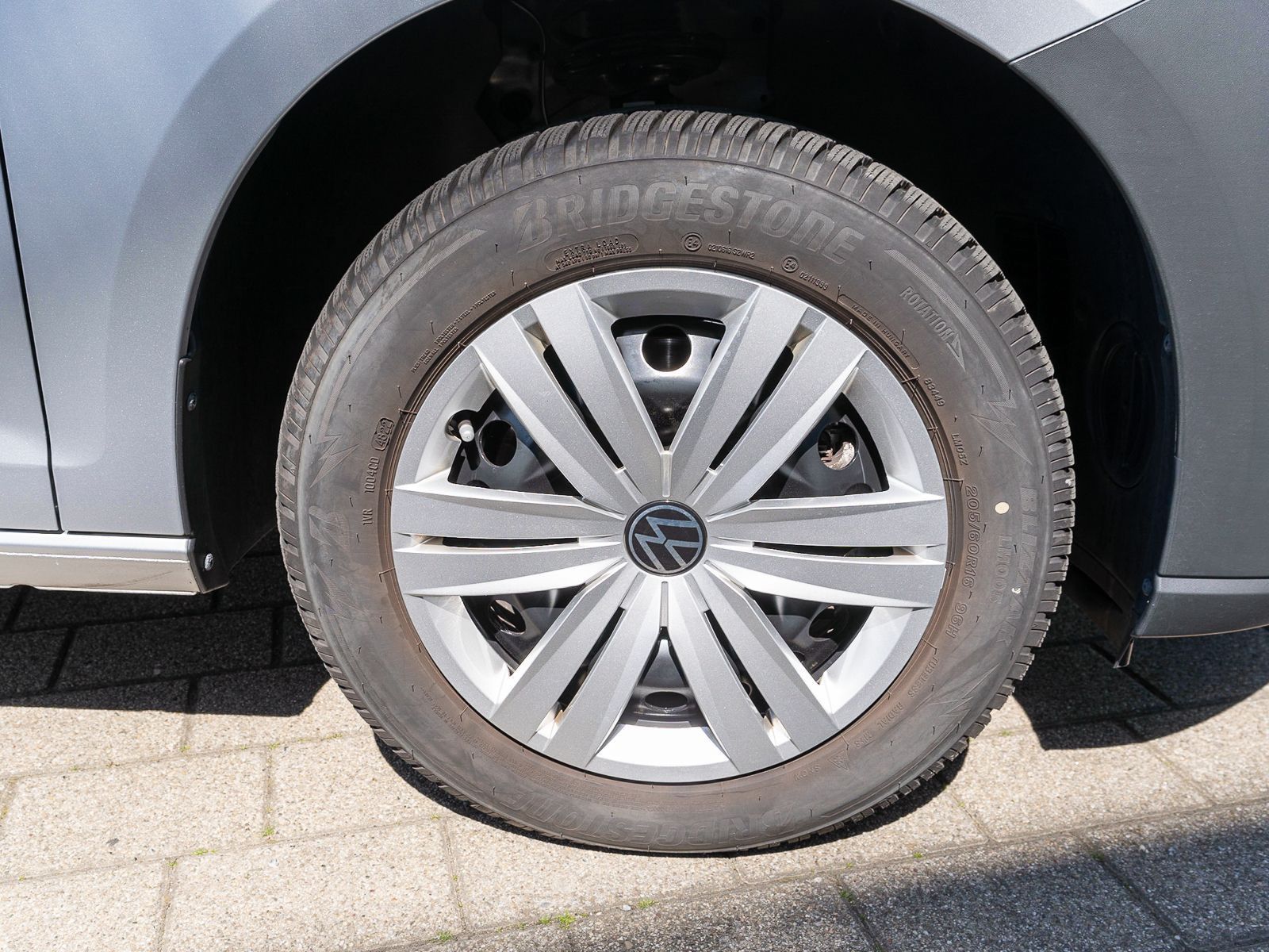 Fahrzeugabbildung Volkswagen Caddy Cargo Maxi 2.0 TDI NAVI SHZ PDC DAB+