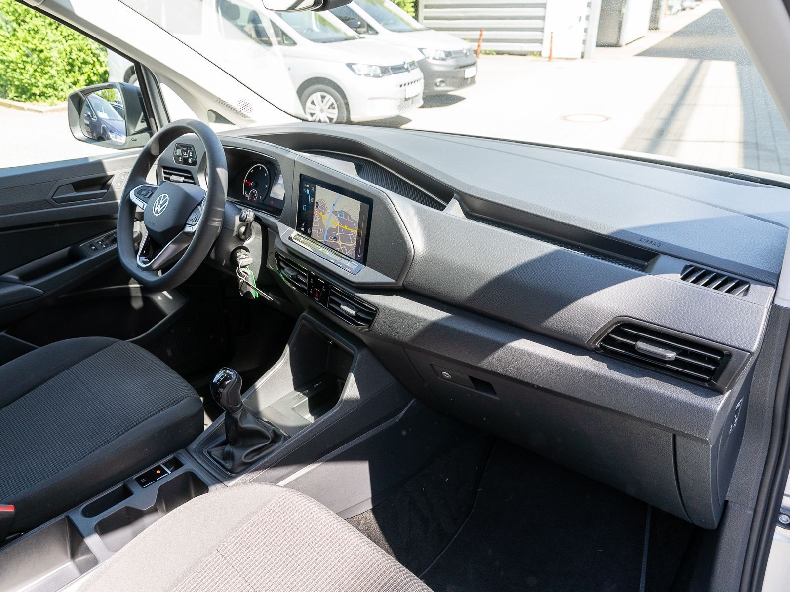Fahrzeugabbildung Volkswagen Caddy Cargo Maxi 2.0 TDI NAVI SHZ PDC DAB+