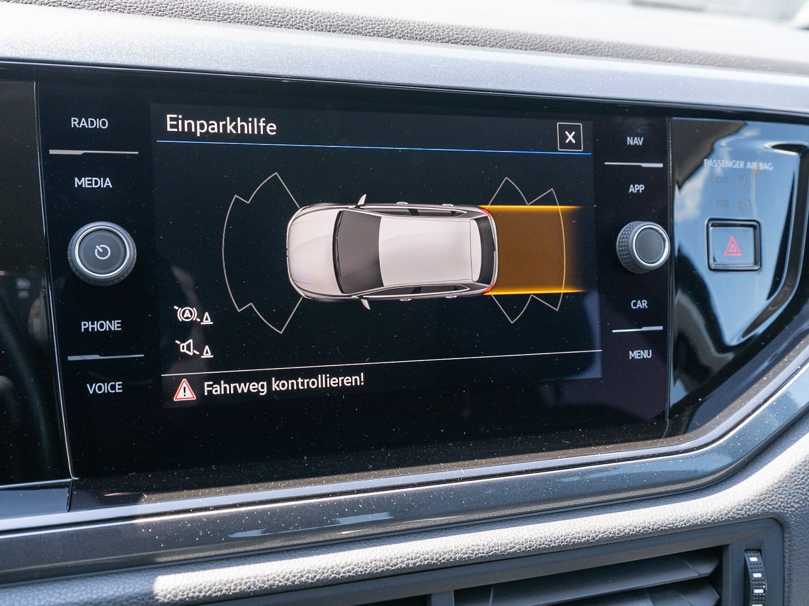Fahrzeugabbildung Volkswagen Polo Highline 1,0 TSI DSG LED NAVI ACC PDC SHZ
