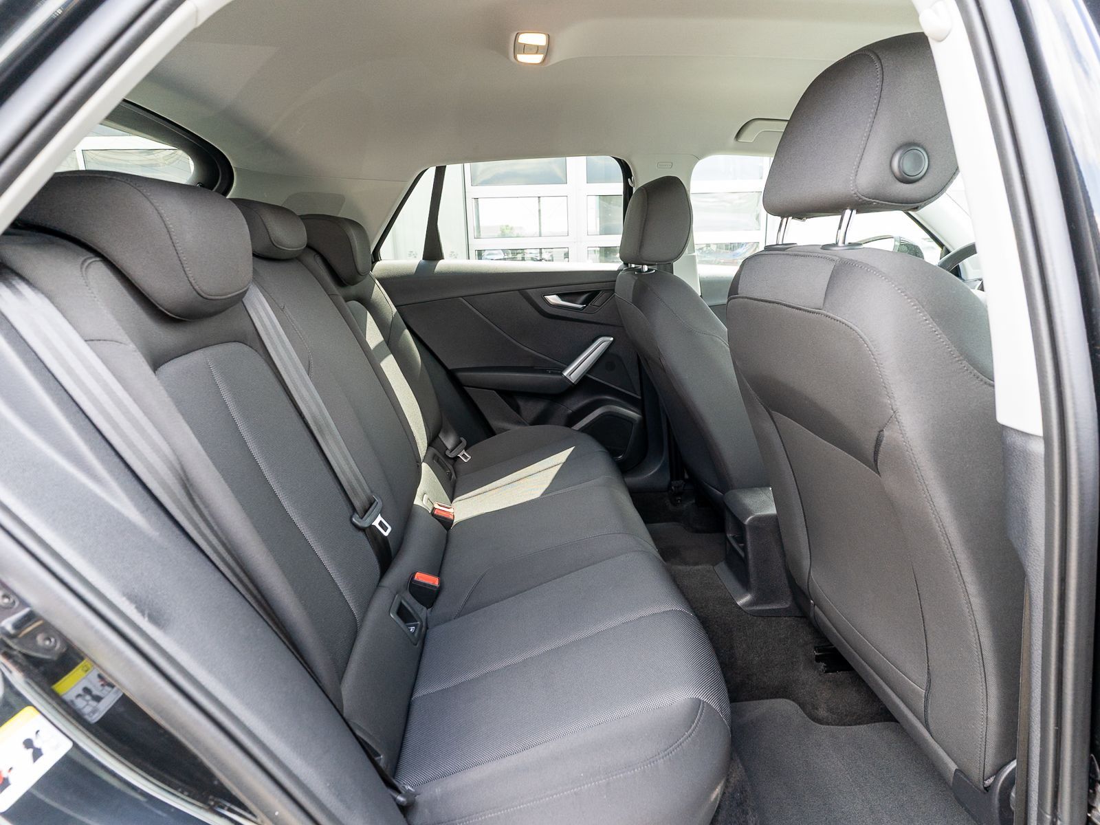 Fahrzeugabbildung Audi Q2 35TFSI Stronic Navi LED RFK PDC SHZ