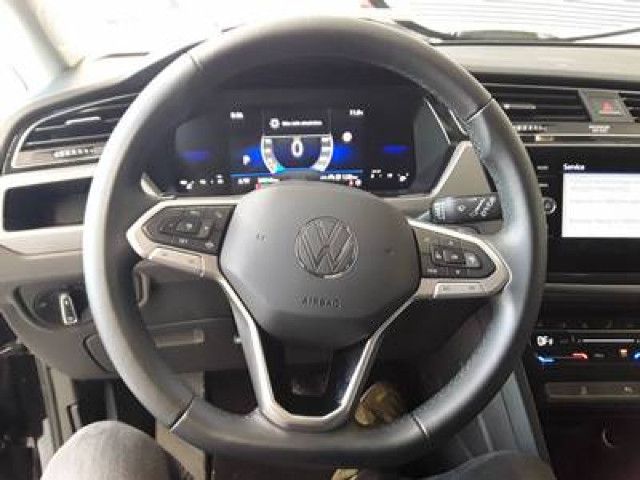 Fahrzeugabbildung Volkswagen Touran Comfortline 1,5 TSI DSG NAVI AHK 7-Sitzer