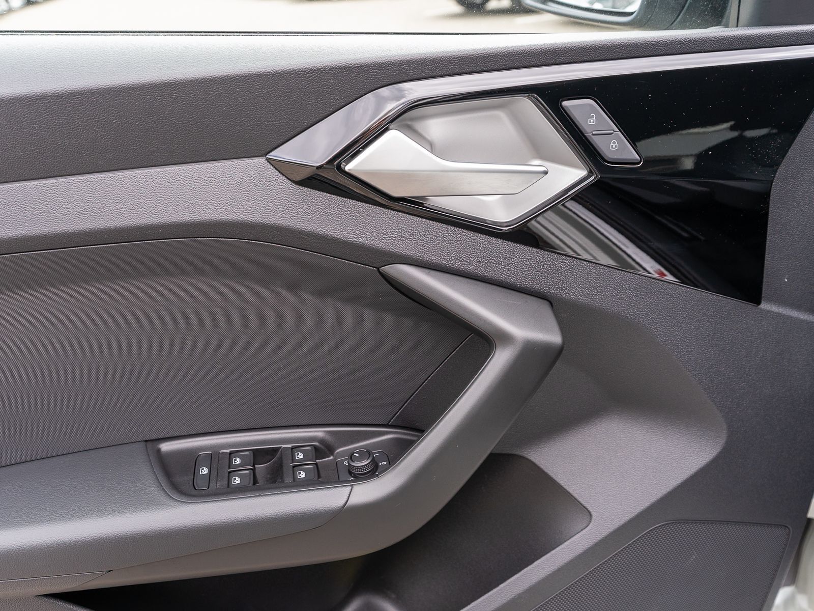 Fahrzeugabbildung Audi A1 Sportback S line 25TFSI Stronic Navi LED ACC