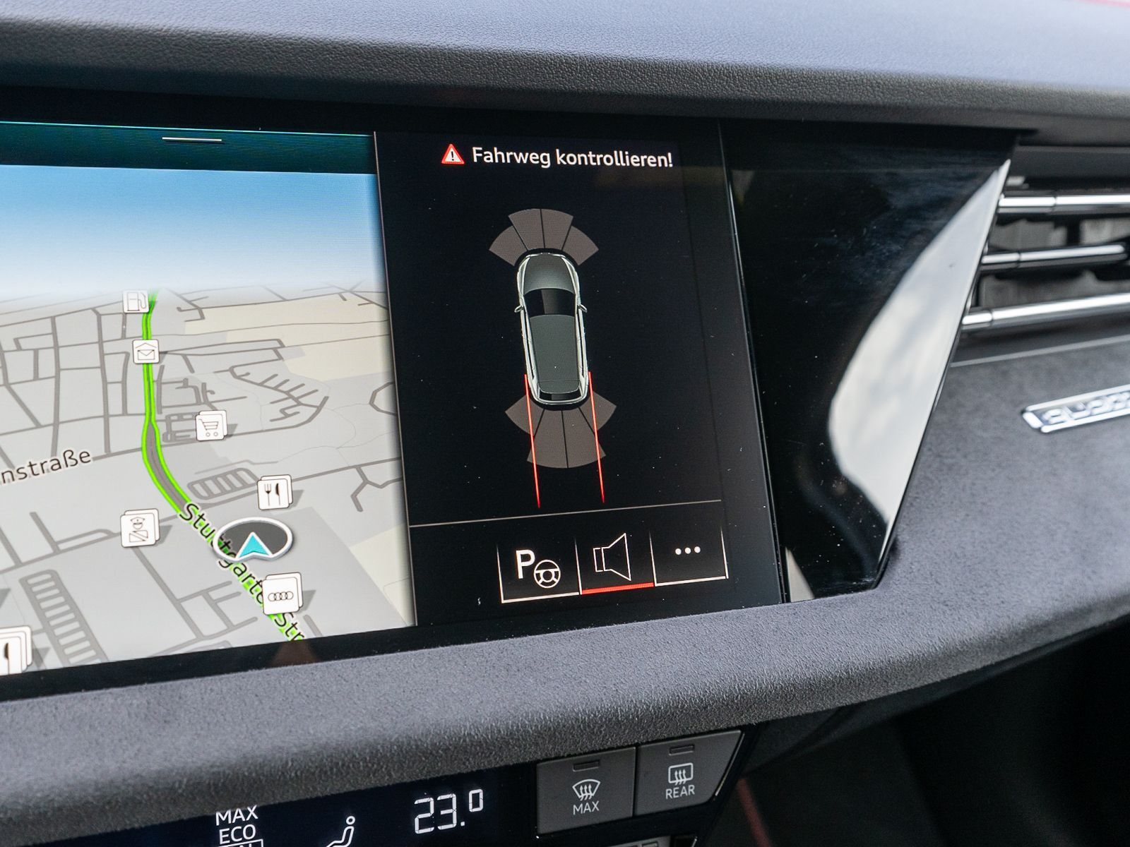 Fahrzeugabbildung Audi S3 Sportback TFSI Stronic Navi Matrix GRA VC