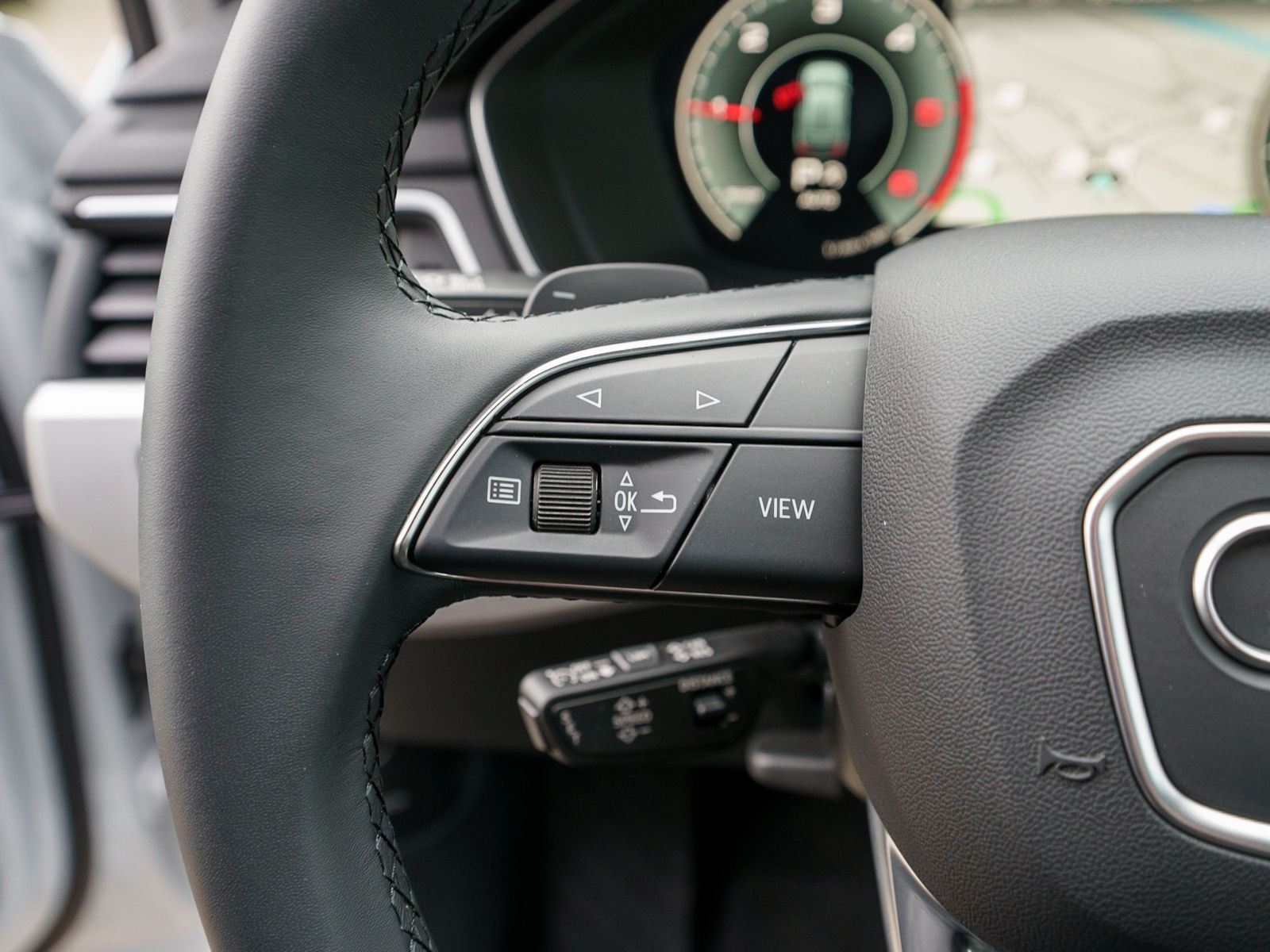 Fahrzeugabbildung Audi A4 Avant 40 TDI S tronic NAVI ACC RFK SHZ PDC VC