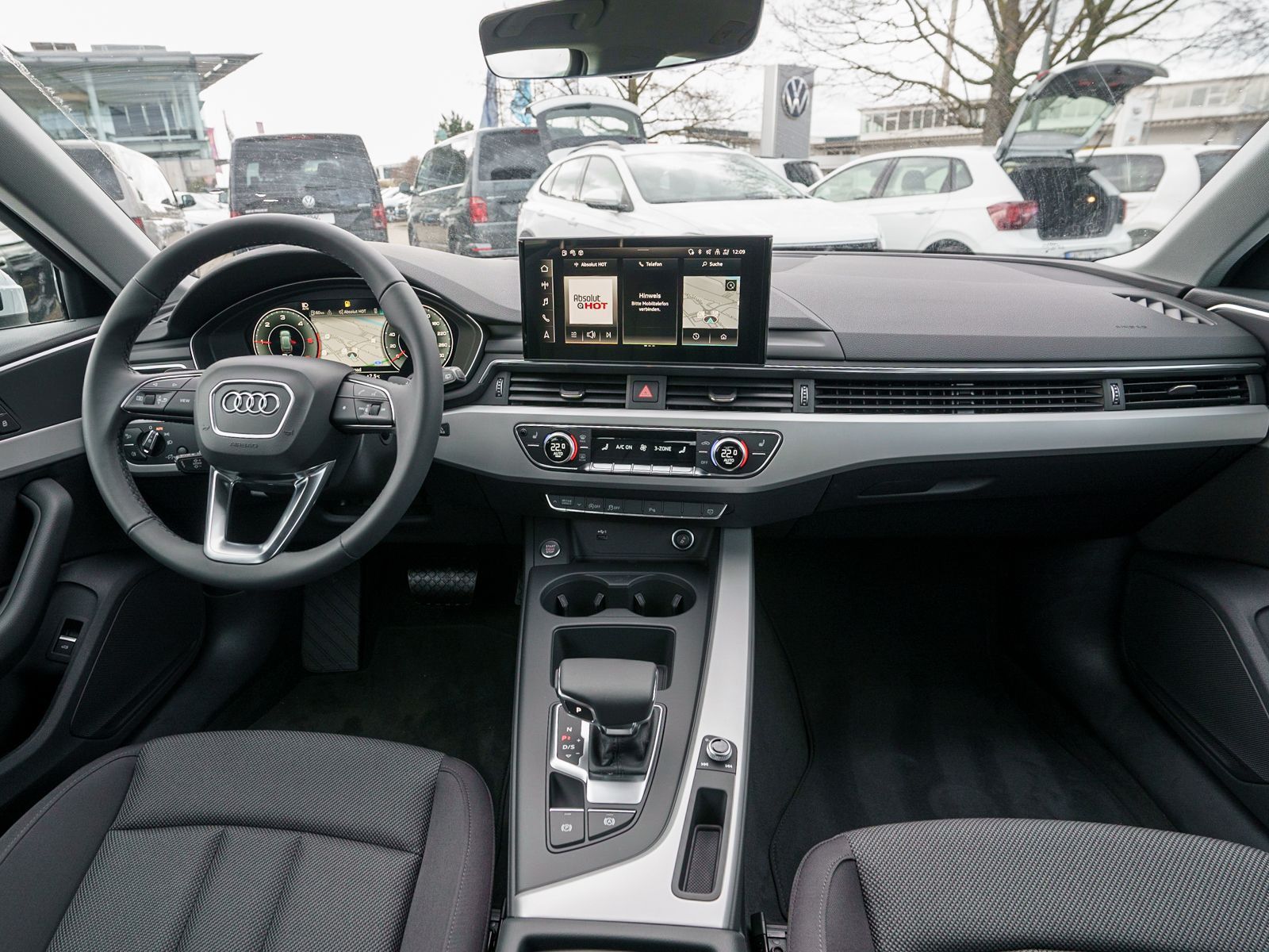 Fahrzeugabbildung Audi A4 Avant 40 TDI S tronic NAVI ACC RFK SHZ PDC VC