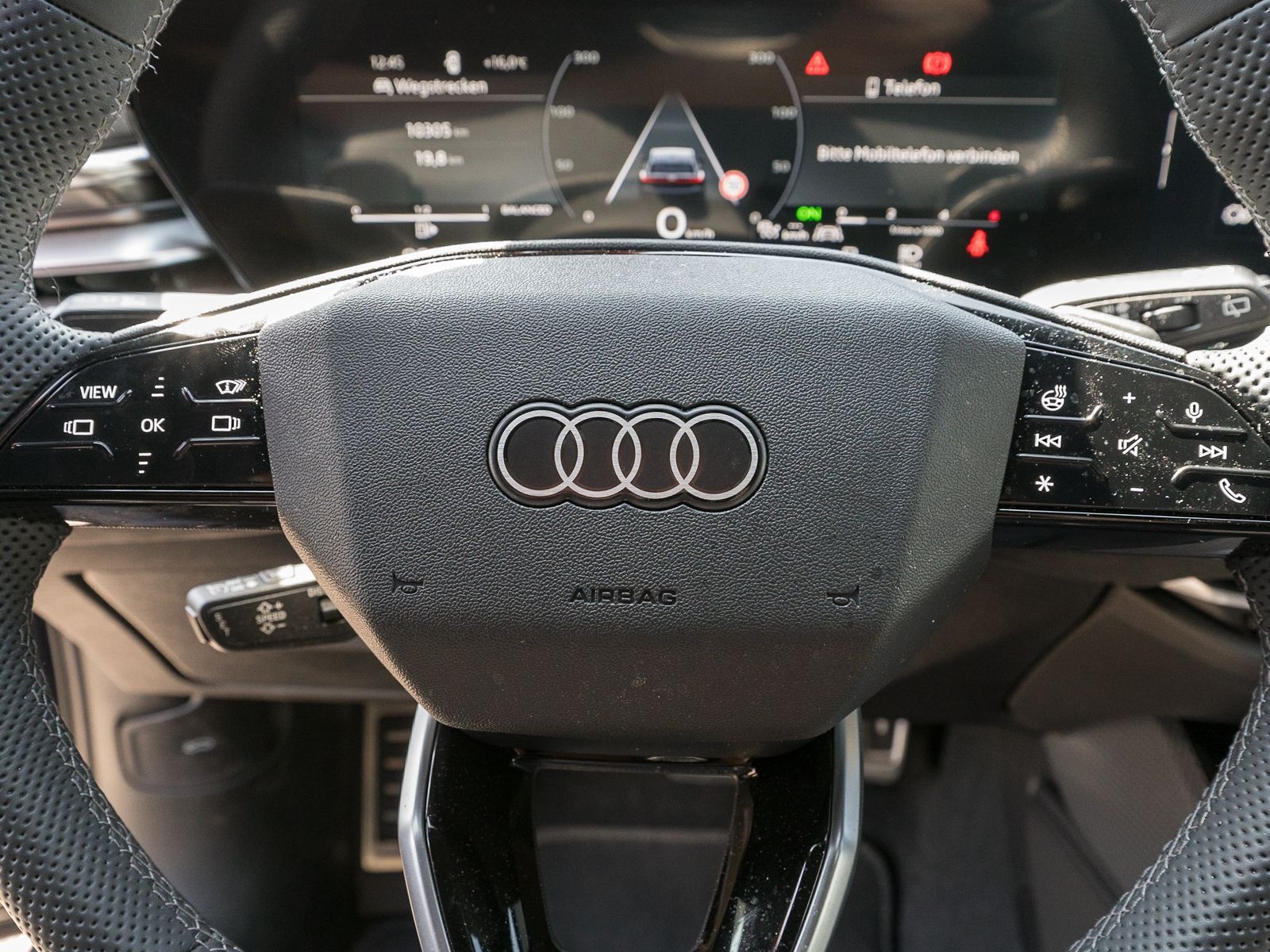 Fahrzeugabbildung Audi A5 Avant TDI quattro S tronic S line B&O HUD VC