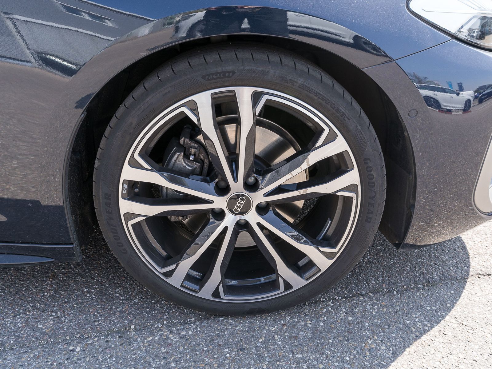 Fahrzeugabbildung Audi A5 Avant TDI quattro S tronic S line B&O HUD VC