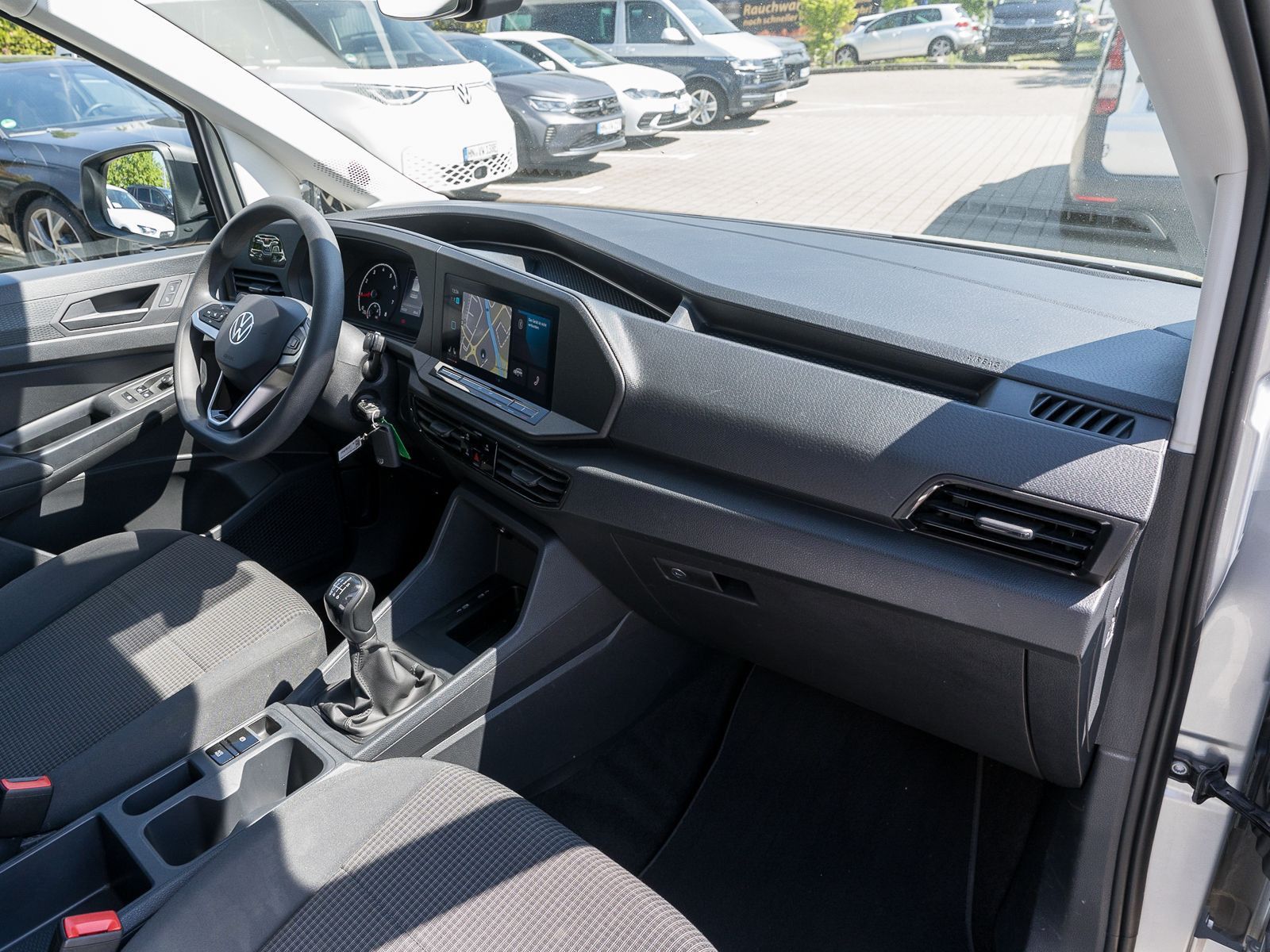 Fahrzeugabbildung Volkswagen Caddy Cargo 1.5 TSI PDC vo/hi Klima SHZ NAVI
