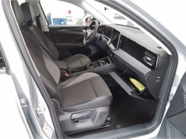Fahrzeugabbildung Volkswagen Tiguan Life Goal 1,5 eTSI DSG LED NAVI AHK PANO