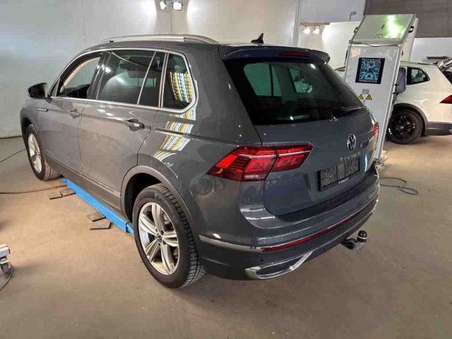 Fahrzeugabbildung Volkswagen Tiguan Elegance 4Motion 2,0 TDI DSG LED NAVI AHK
