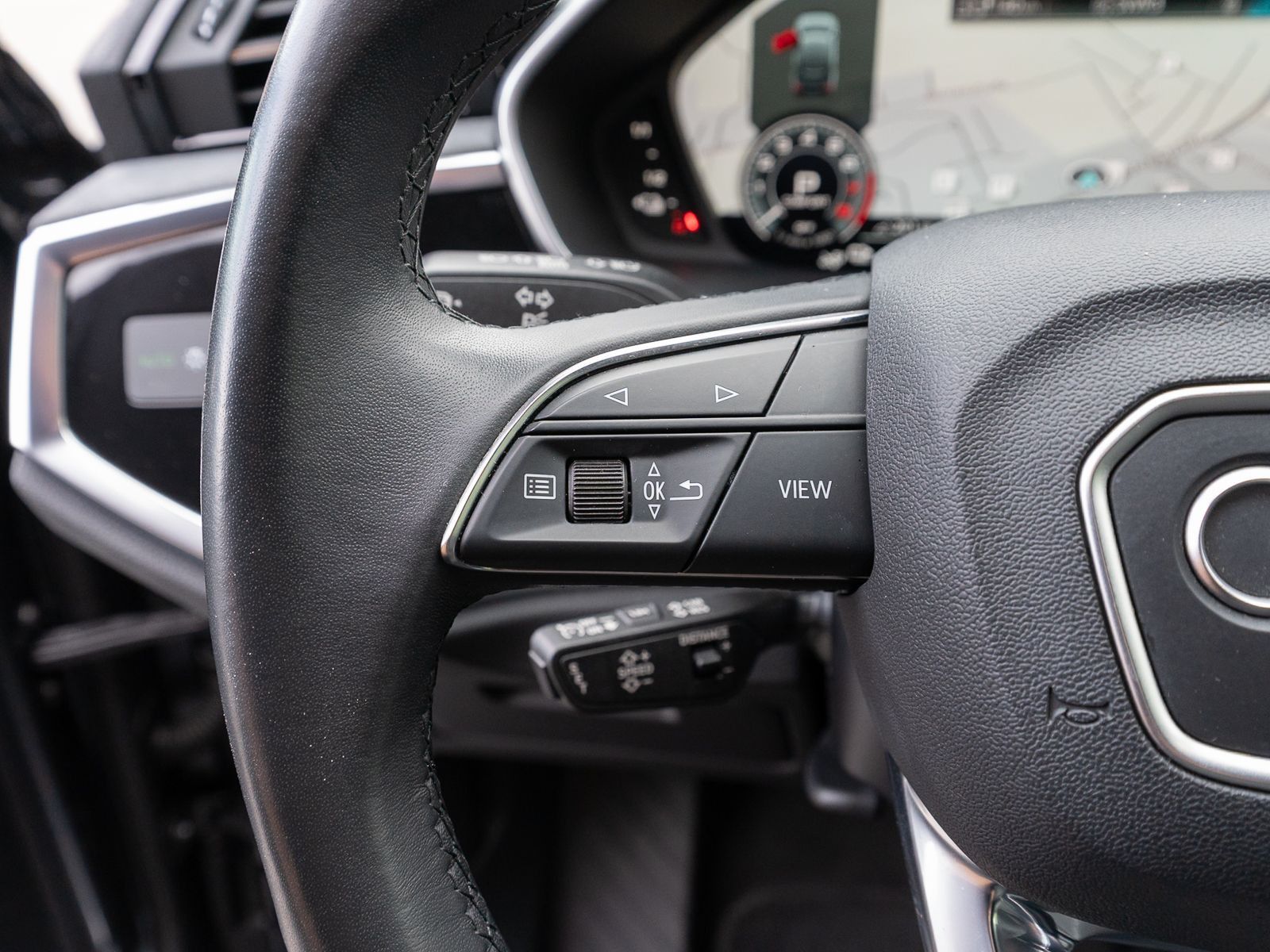 Fahrzeugabbildung Audi Q3 Sportback S line 45TFSI e Navi Matrix ACC VC